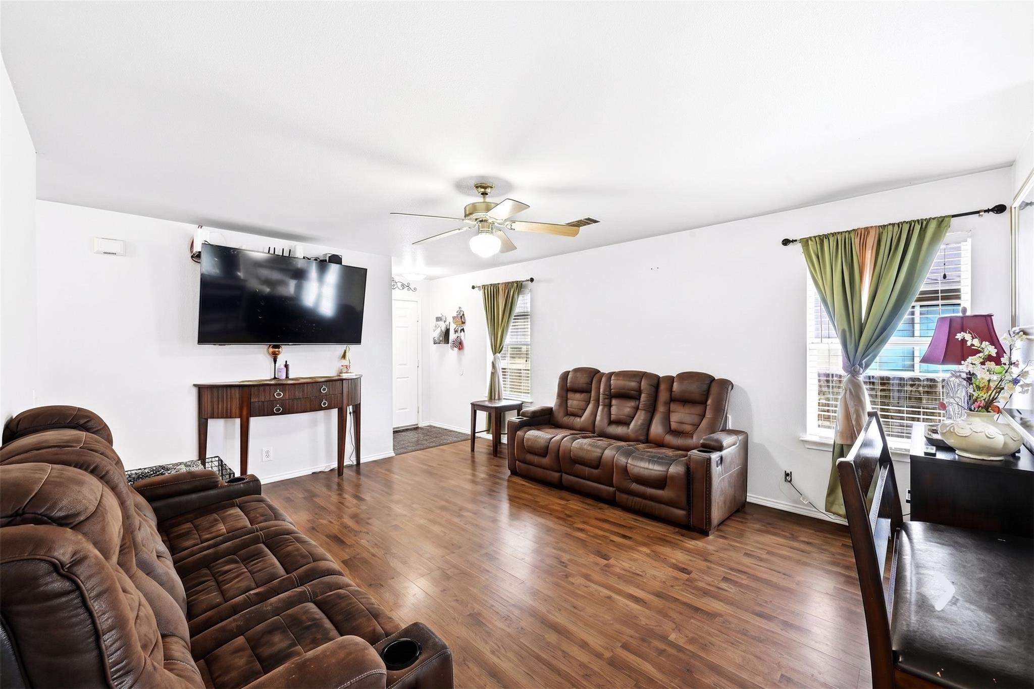 15001 Arizona Oak LN