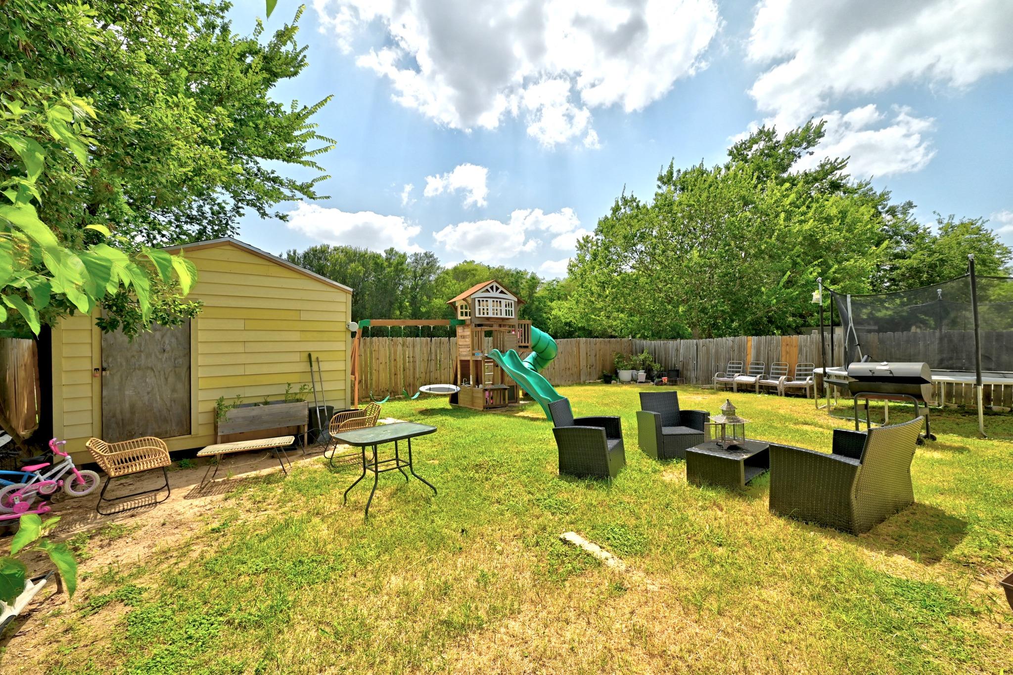 15001 Arizona Oak LN