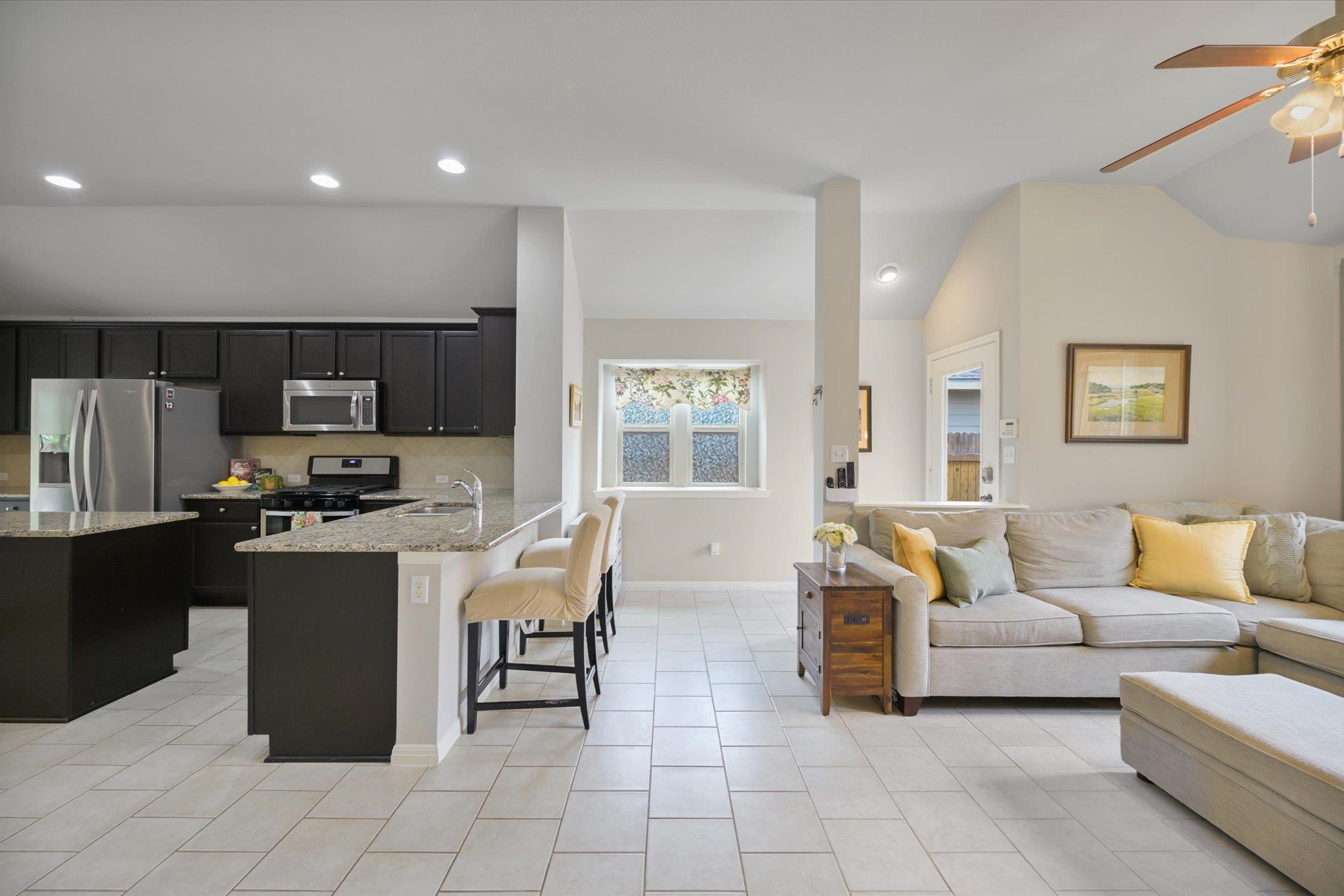 358 Tilly LN