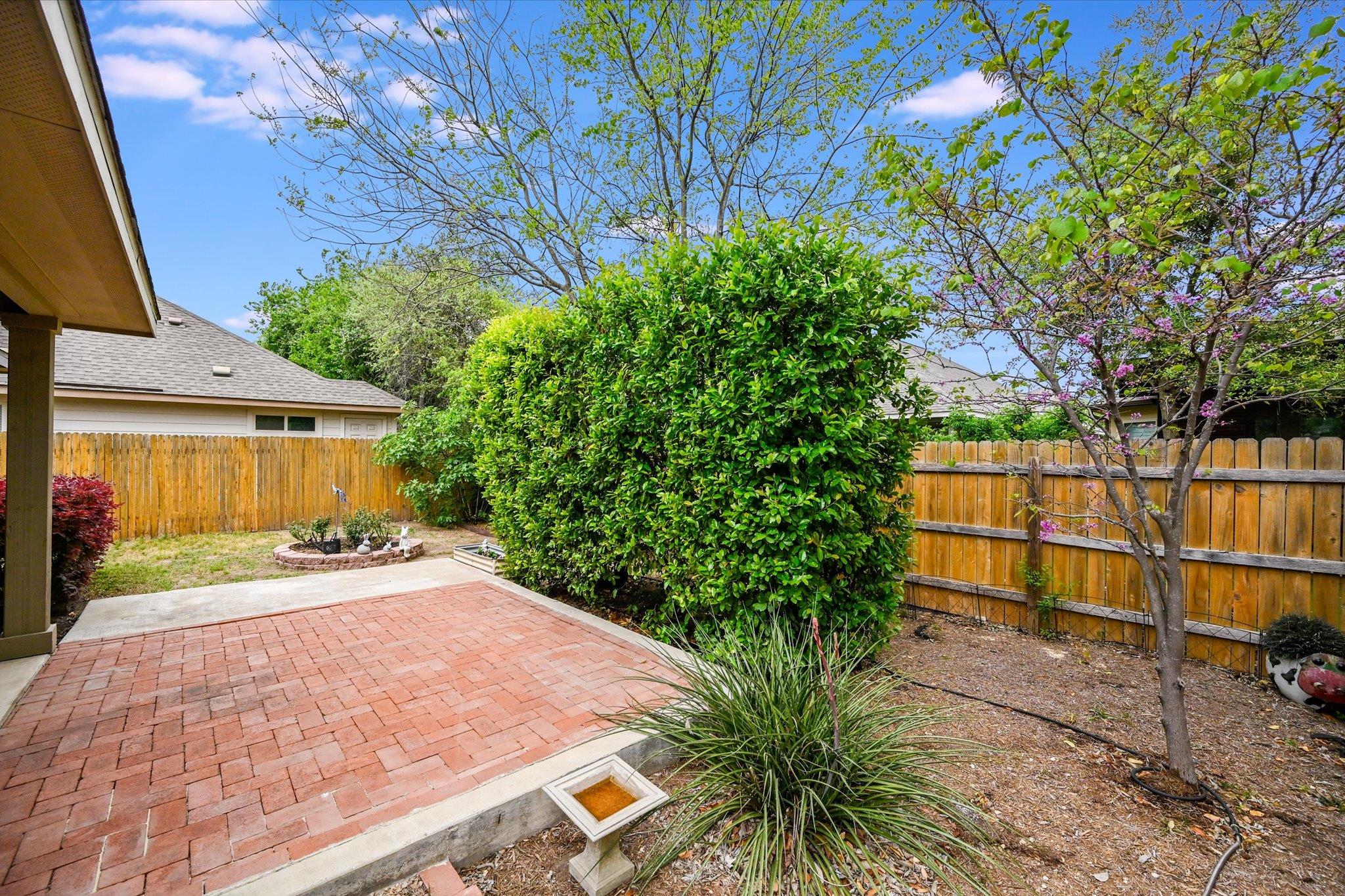 358 Tilly LN
