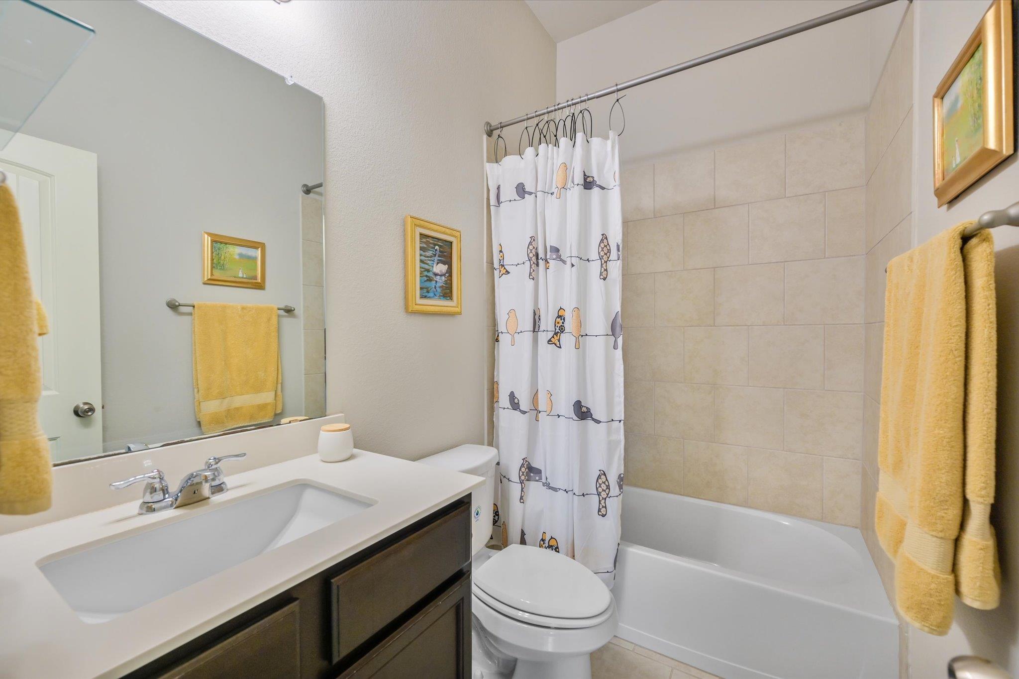 358 Tilly LN
