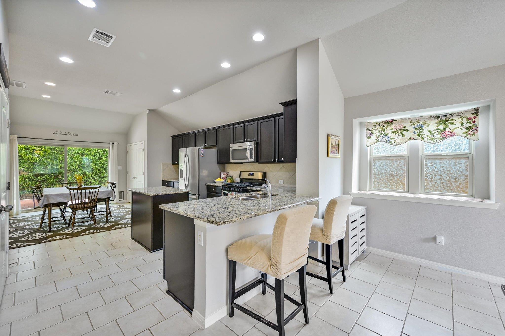 358 Tilly LN