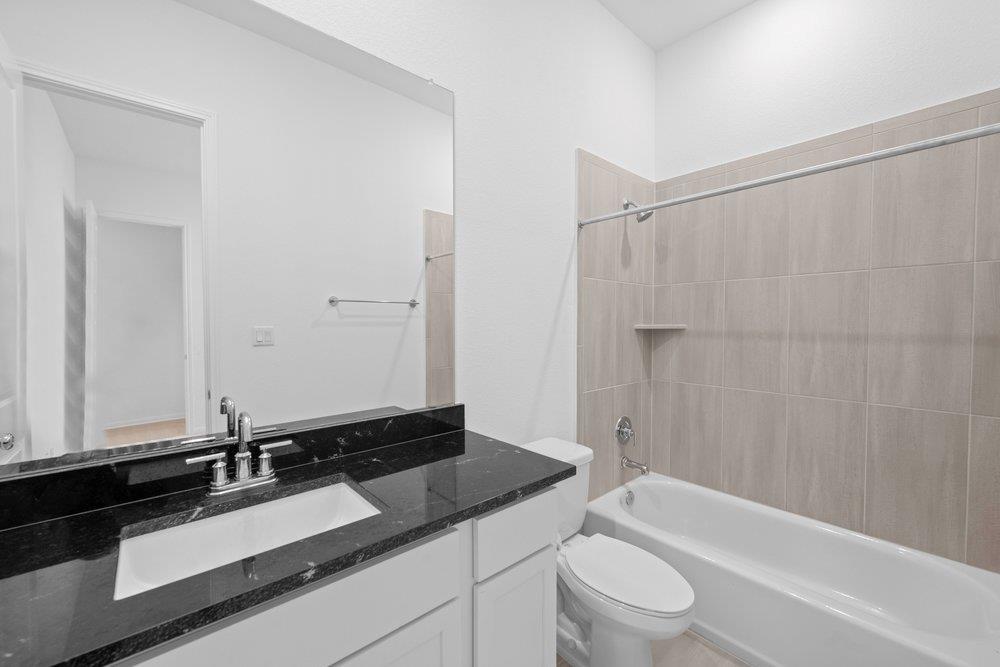5101 Bergamo DR