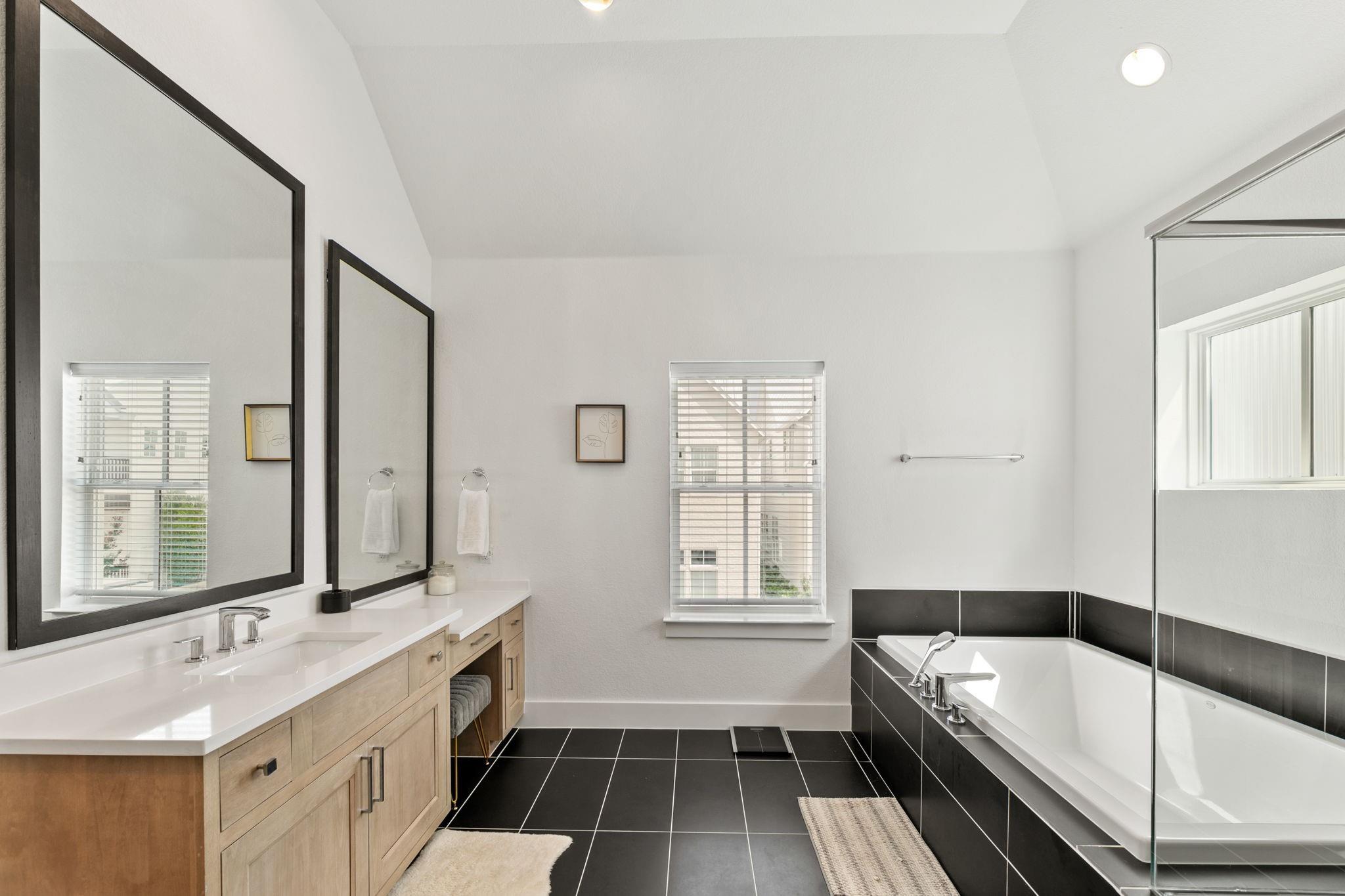 4501 Night Owl LN # 13, Austin Unit: 13