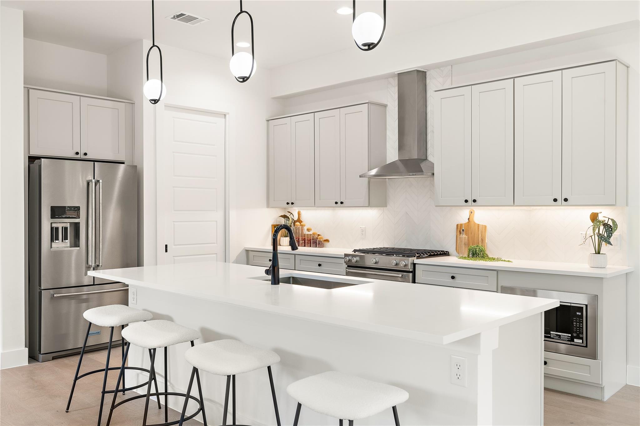 1702 Pennsylvania Ave