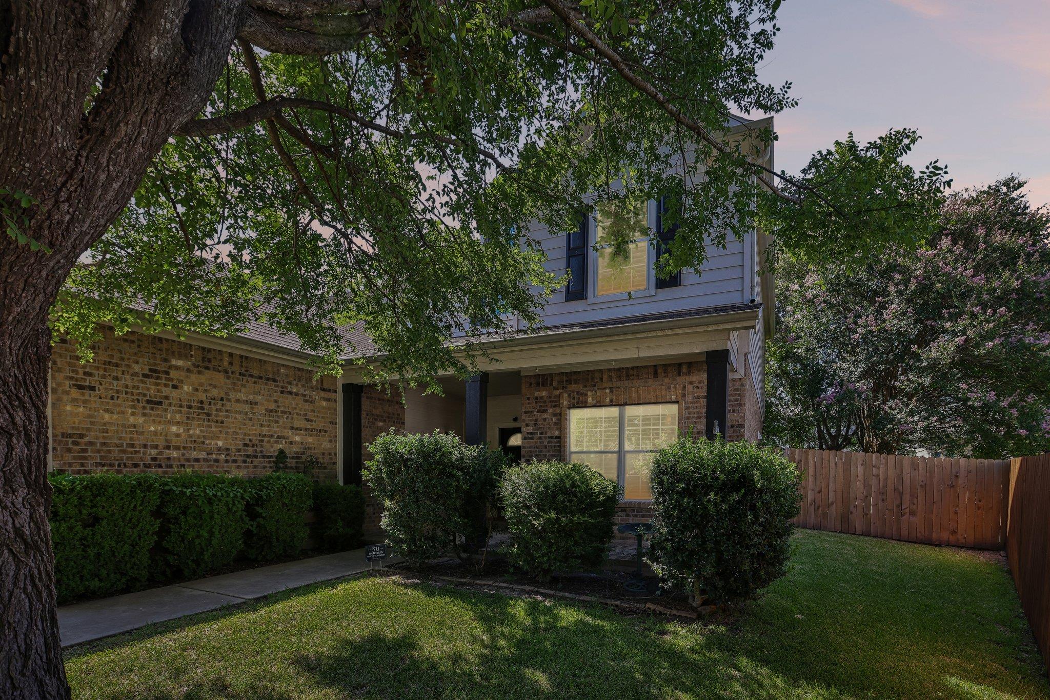 2821 Purple Thistle DR