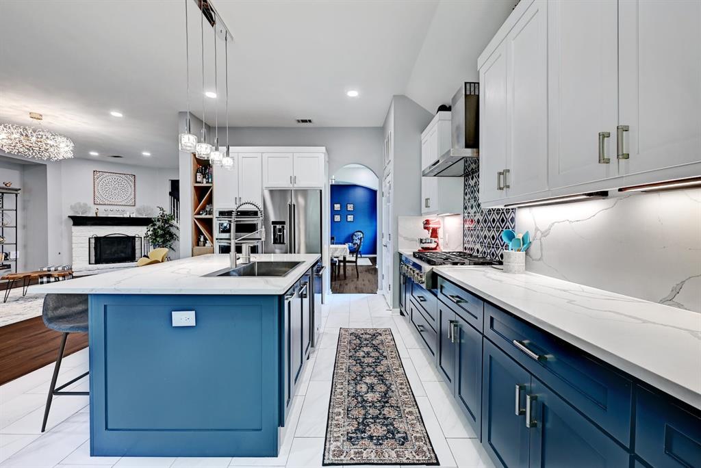 9621 Spanish Wells DR