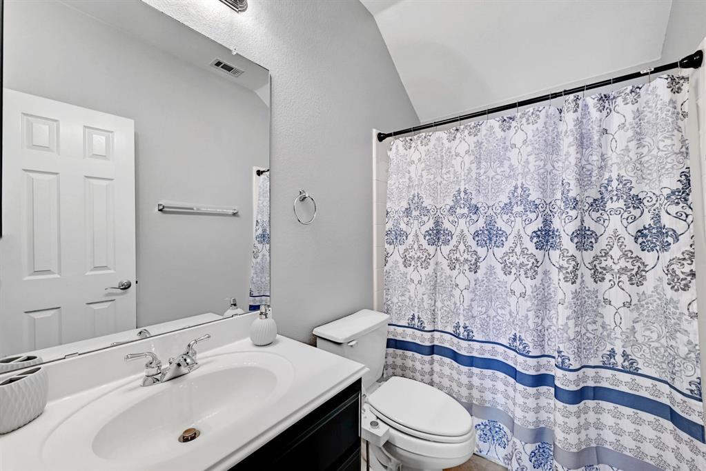 9621 Spanish Wells DR