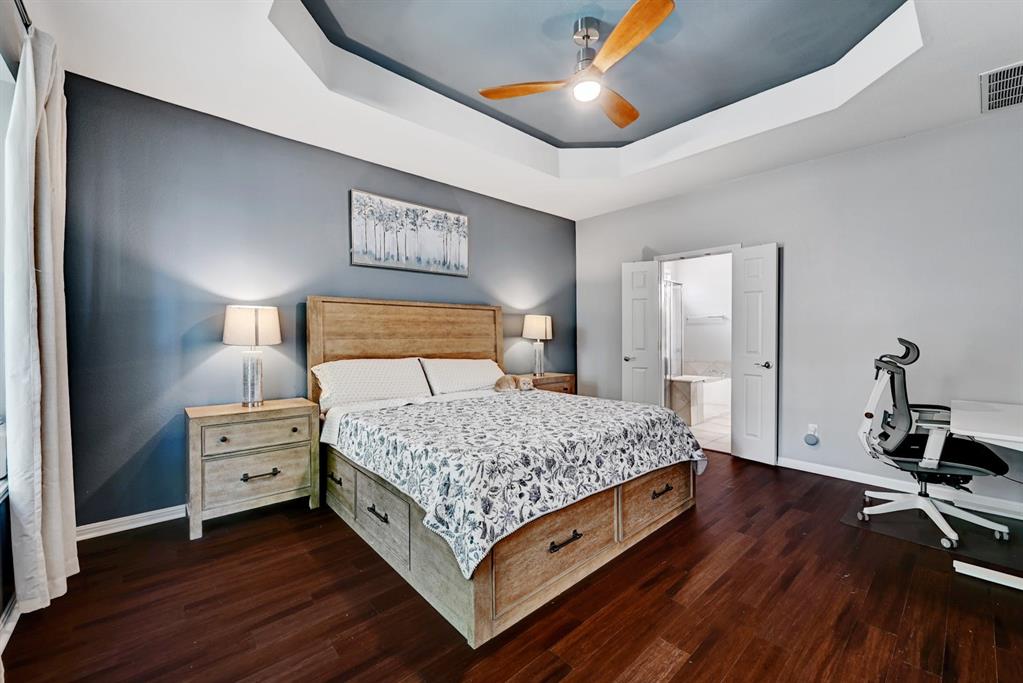 9621 Spanish Wells DR