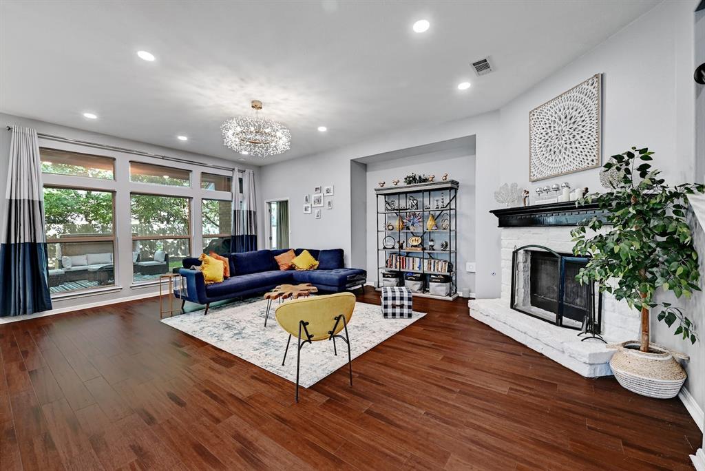 9621 Spanish Wells DR