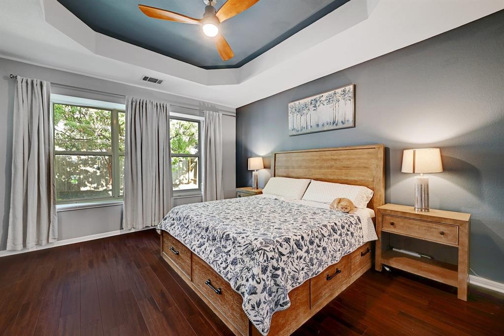 9621 Spanish Wells DR