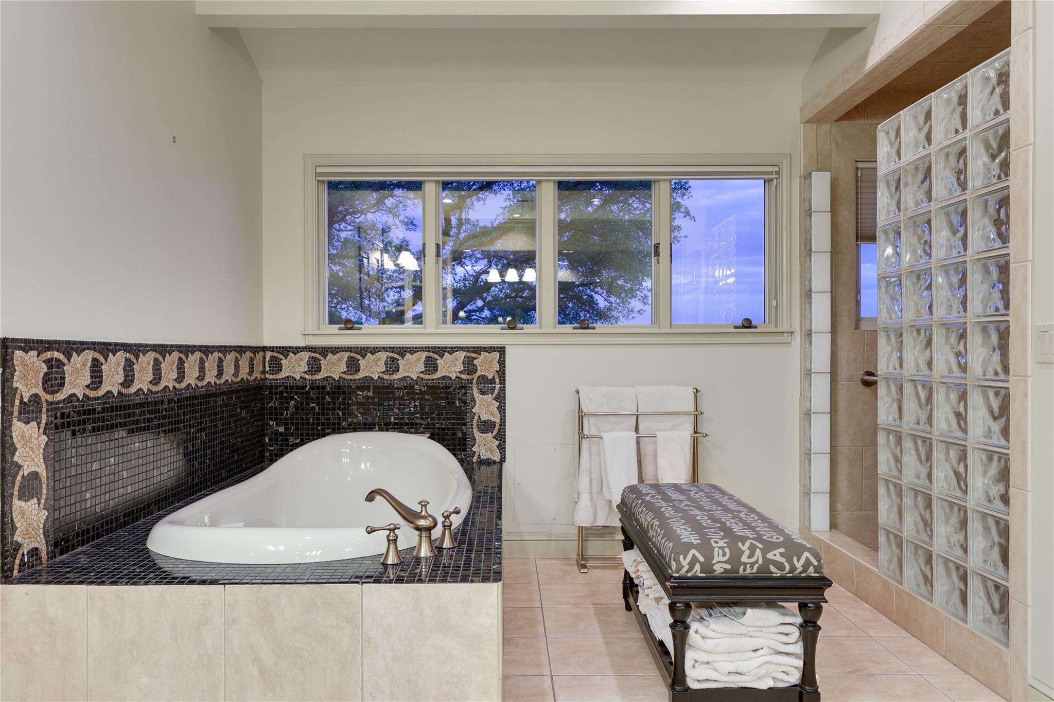 3418 Mount Bonnell CIR