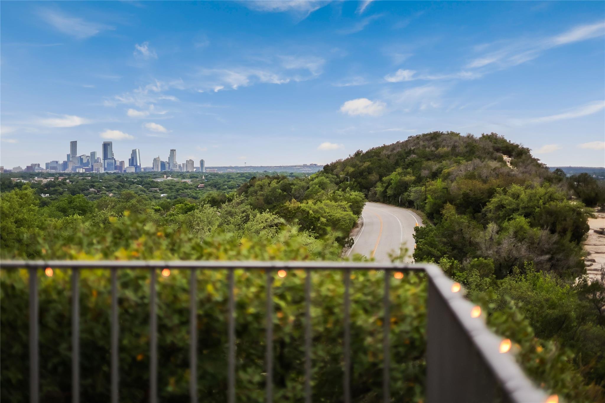 3418 Mount Bonnell CIR