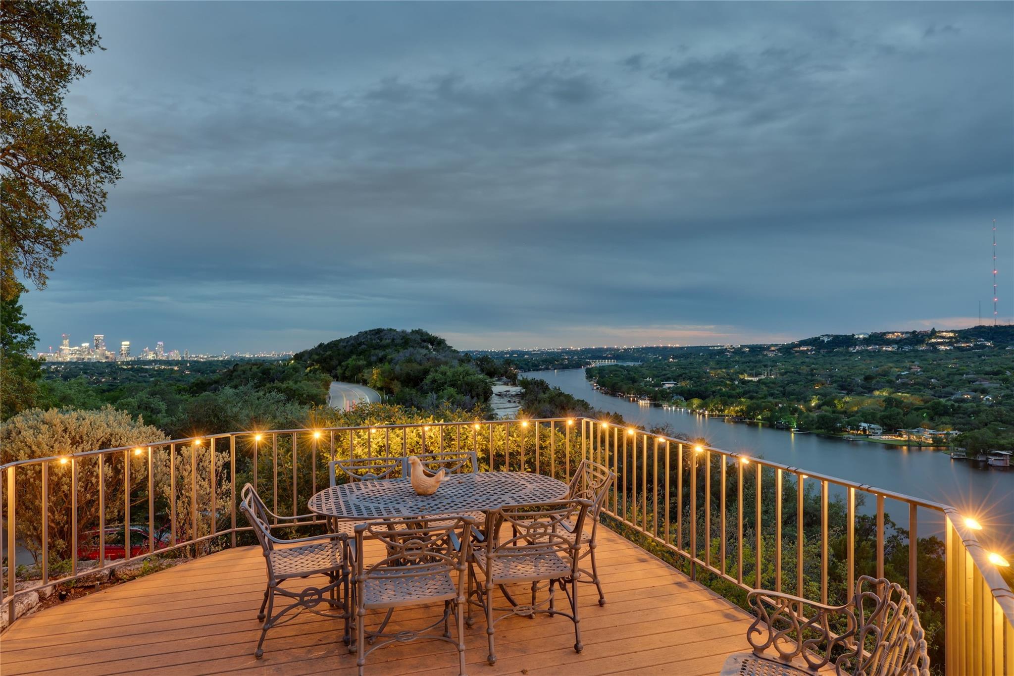 3418 Mount Bonnell CIR