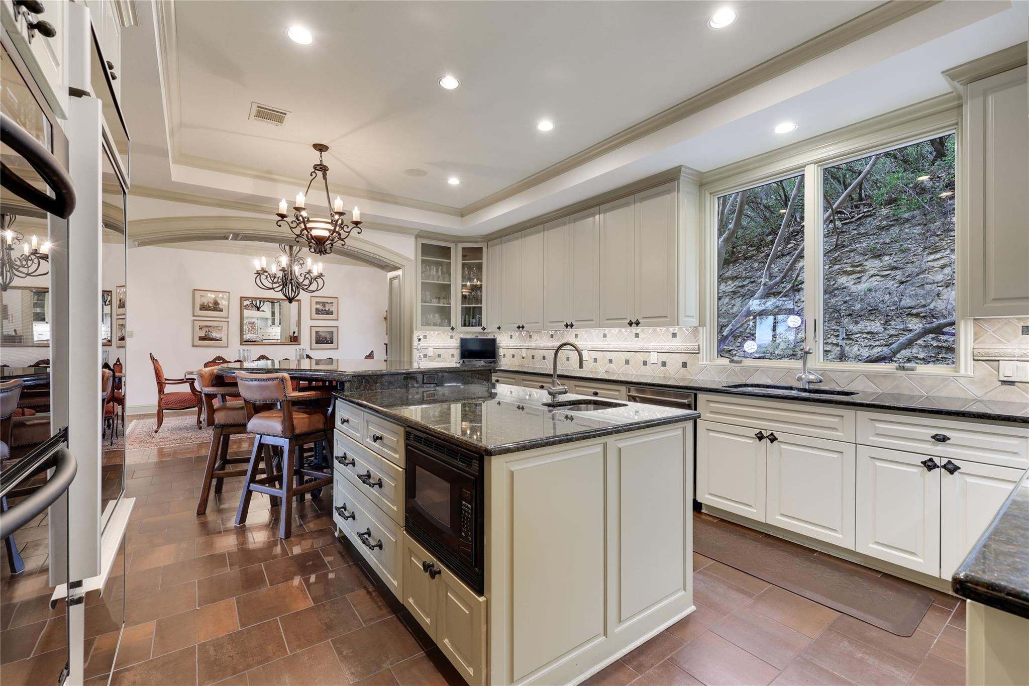 3418 Mount Bonnell CIR