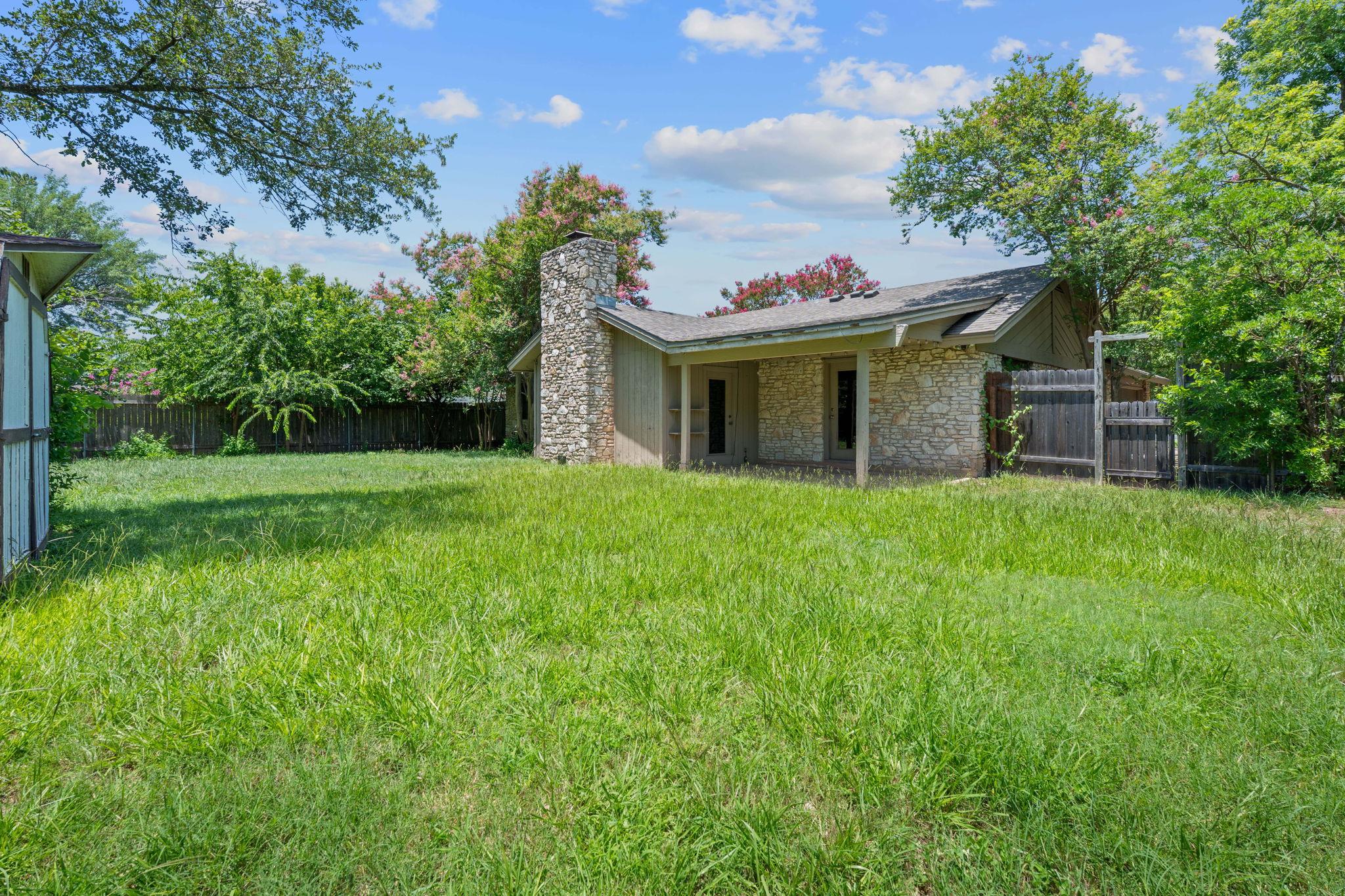 13212 Broadmeade Ave