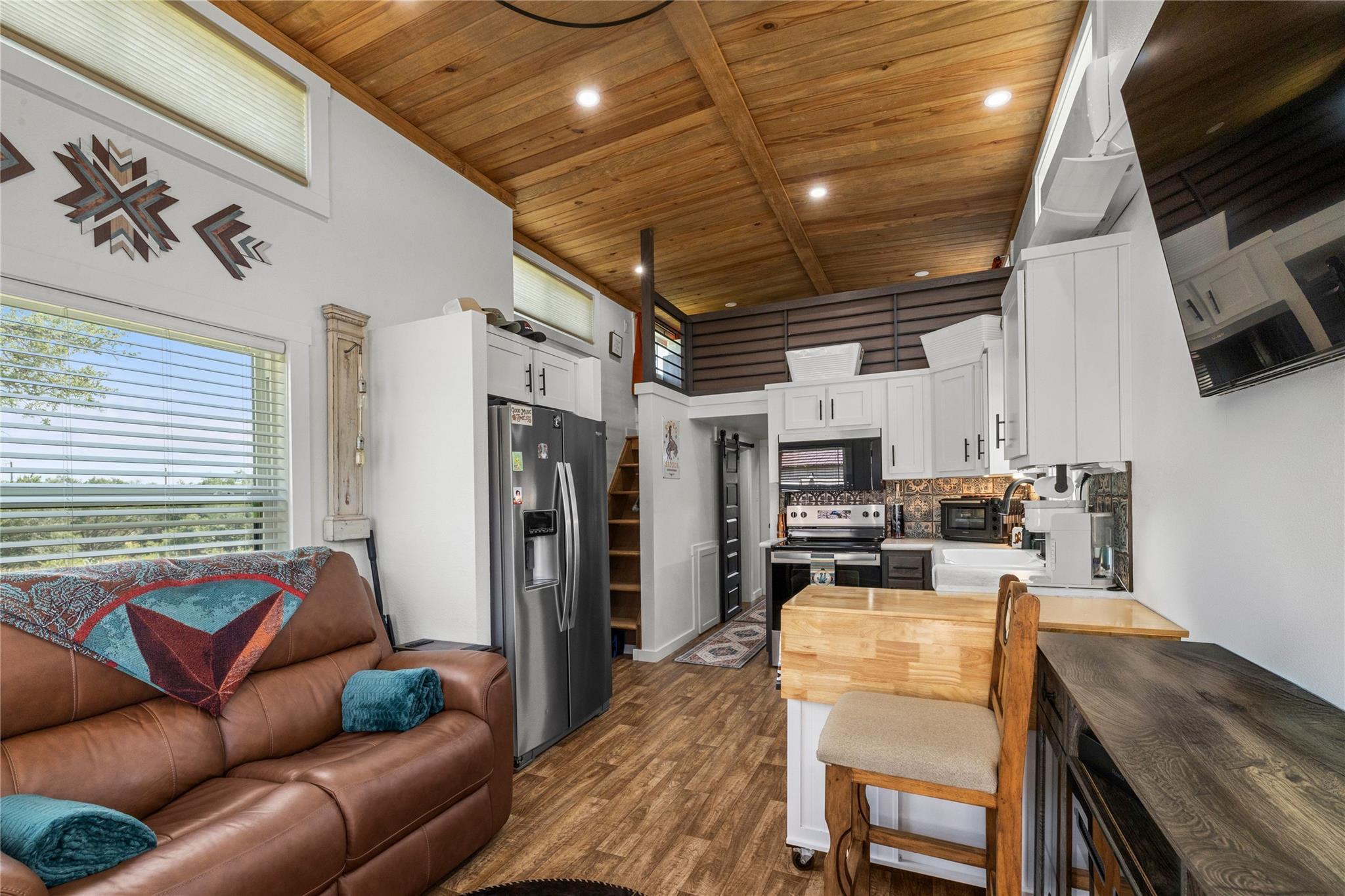 8200 Ranch Road 12