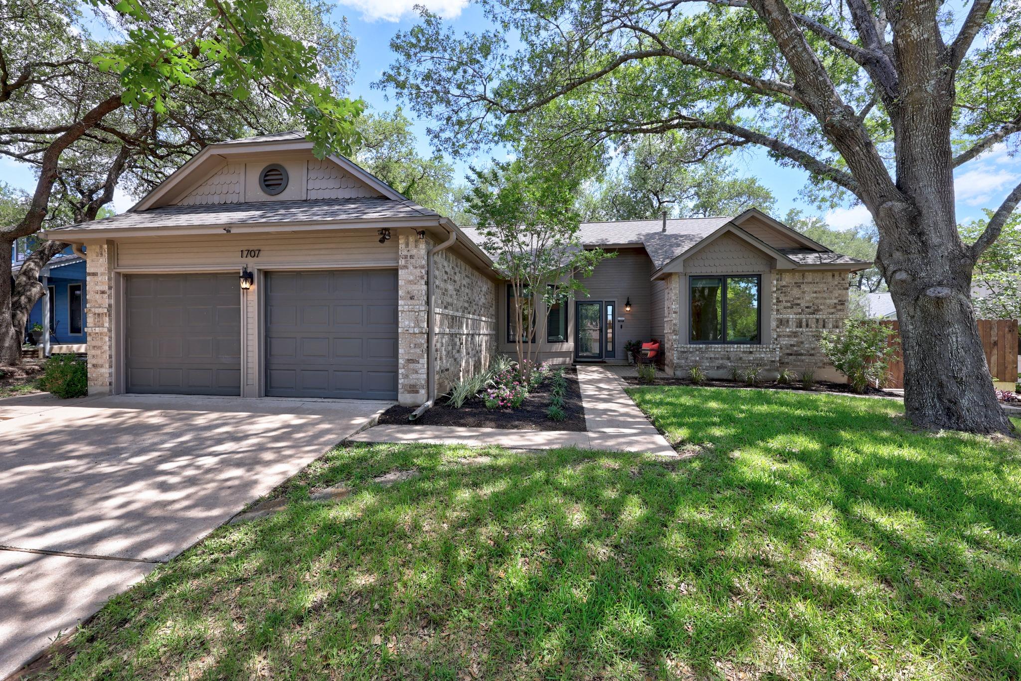 1707 Woodwind LN