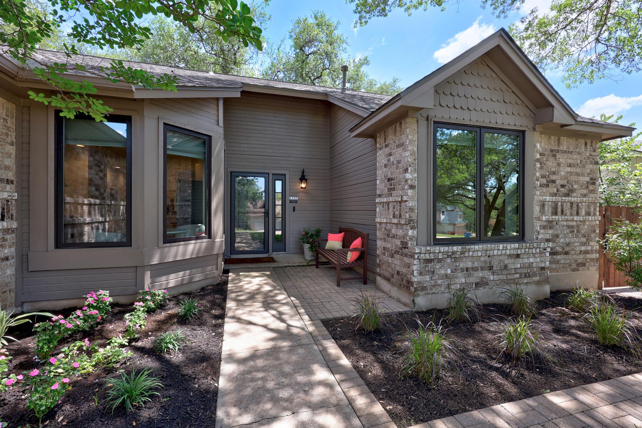 1707 Woodwind LN