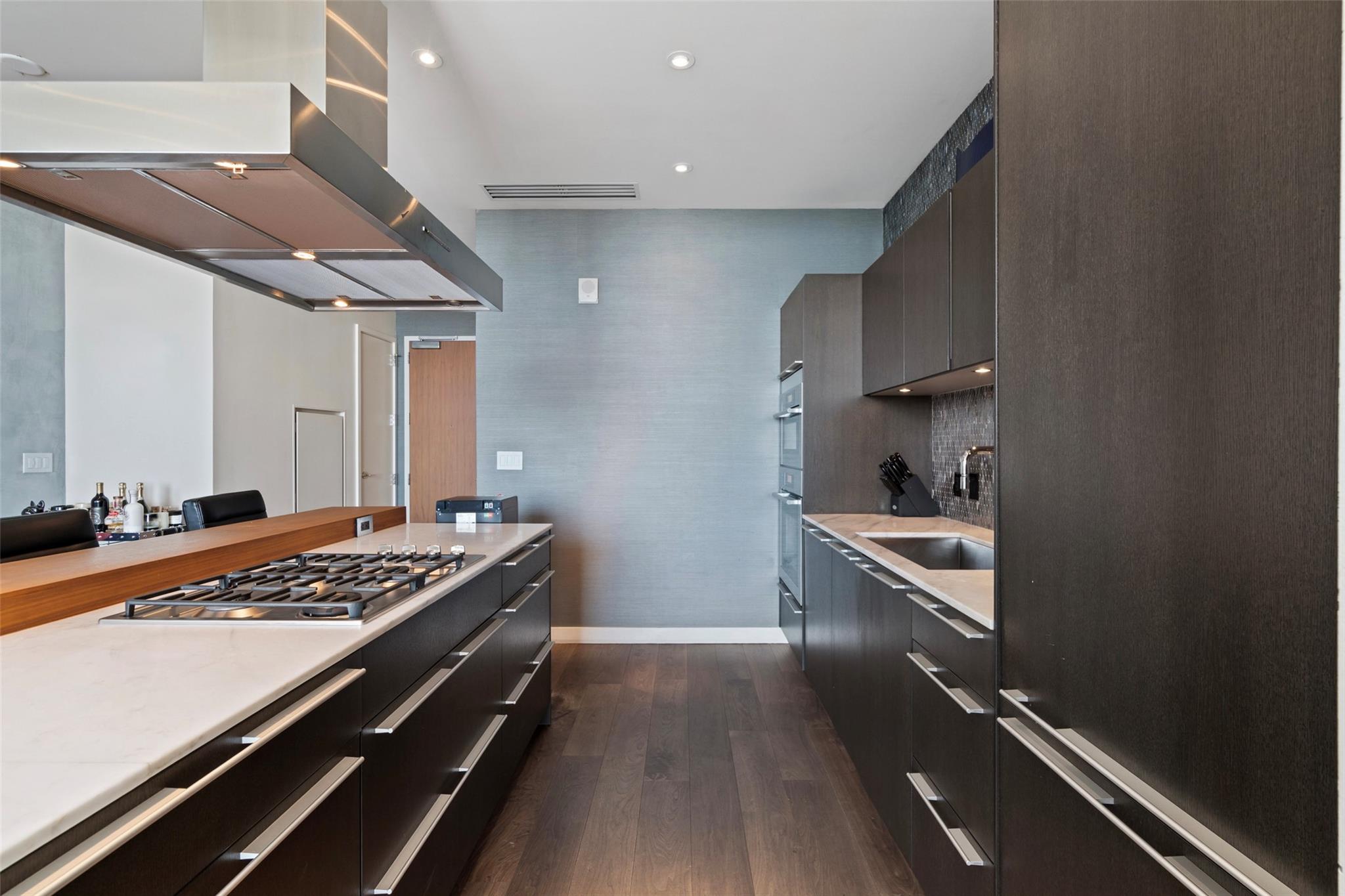 210 Lavaca ST # 2203