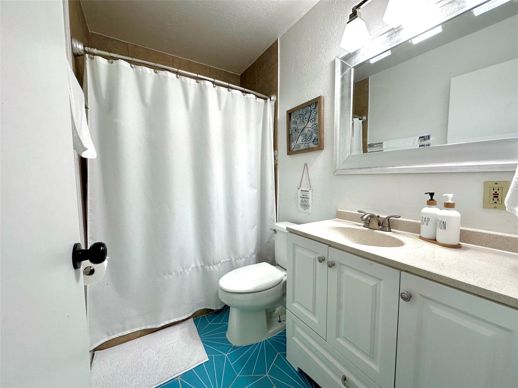 18801 Hogan CIR # 3
