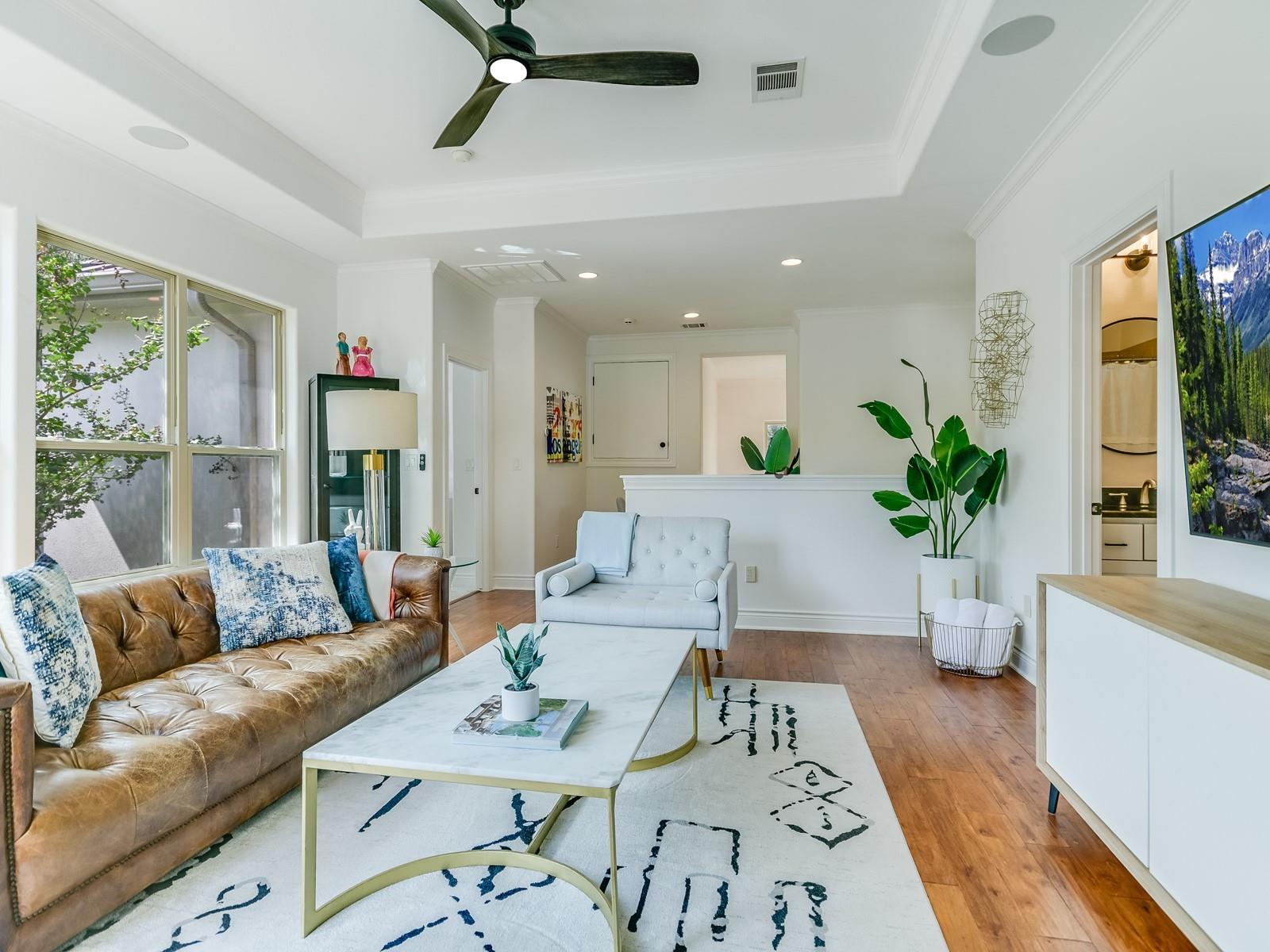 809 Kinney Ave