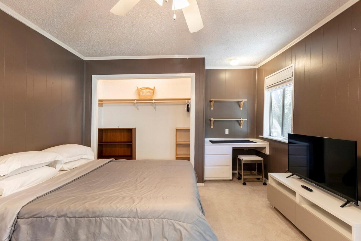 1711 Deerfield DR