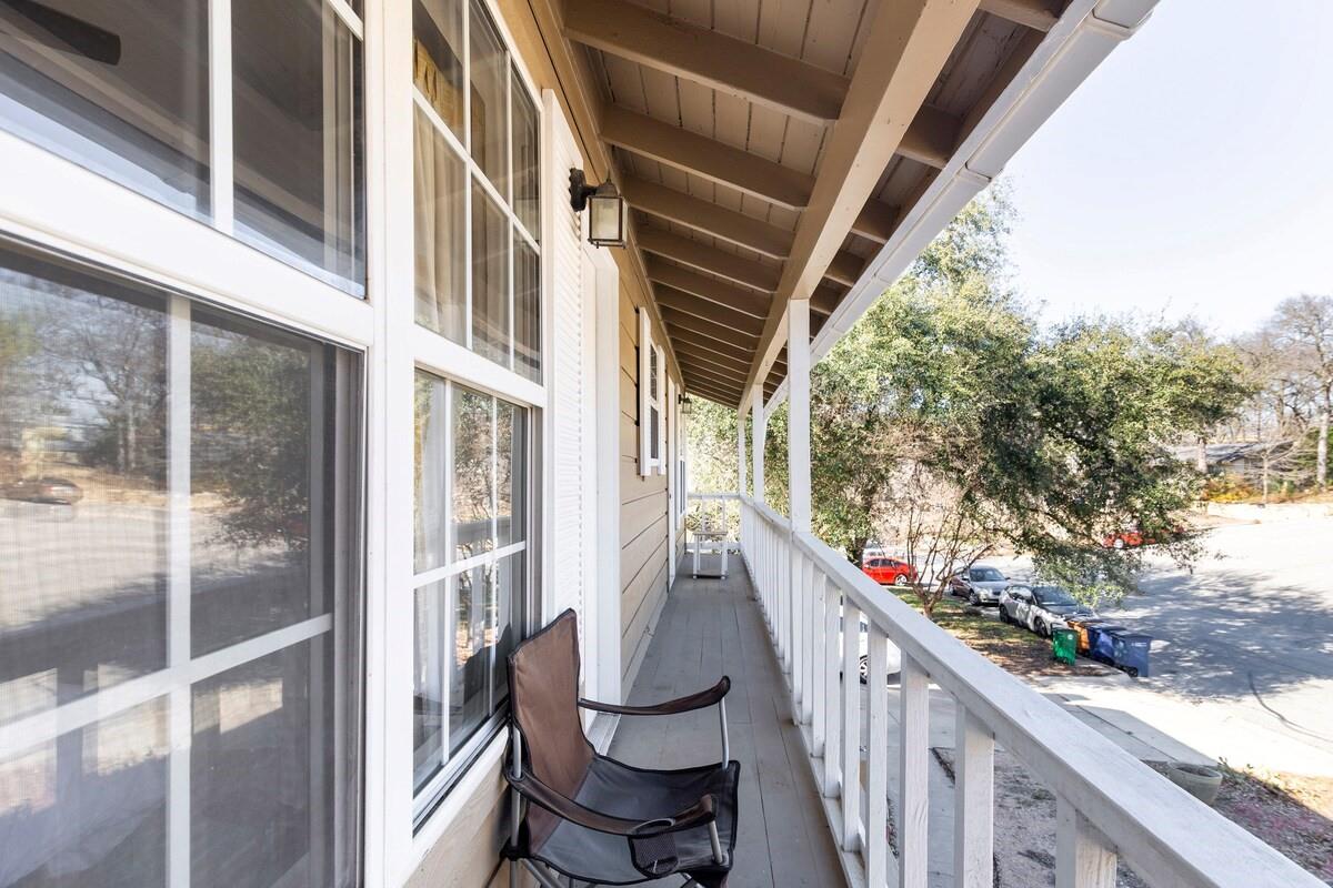 1711 Deerfield DR