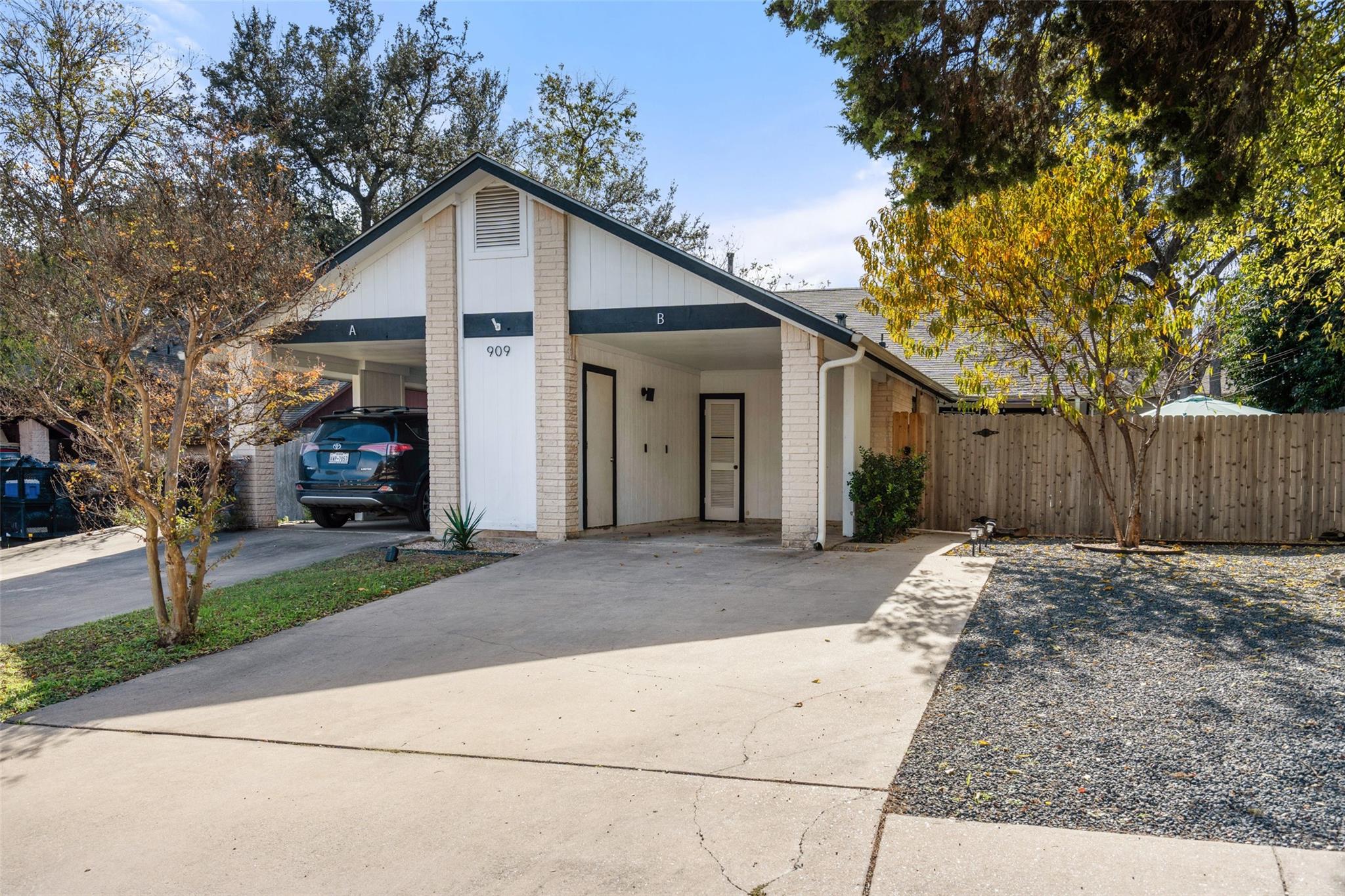 909 Milford WAY # B