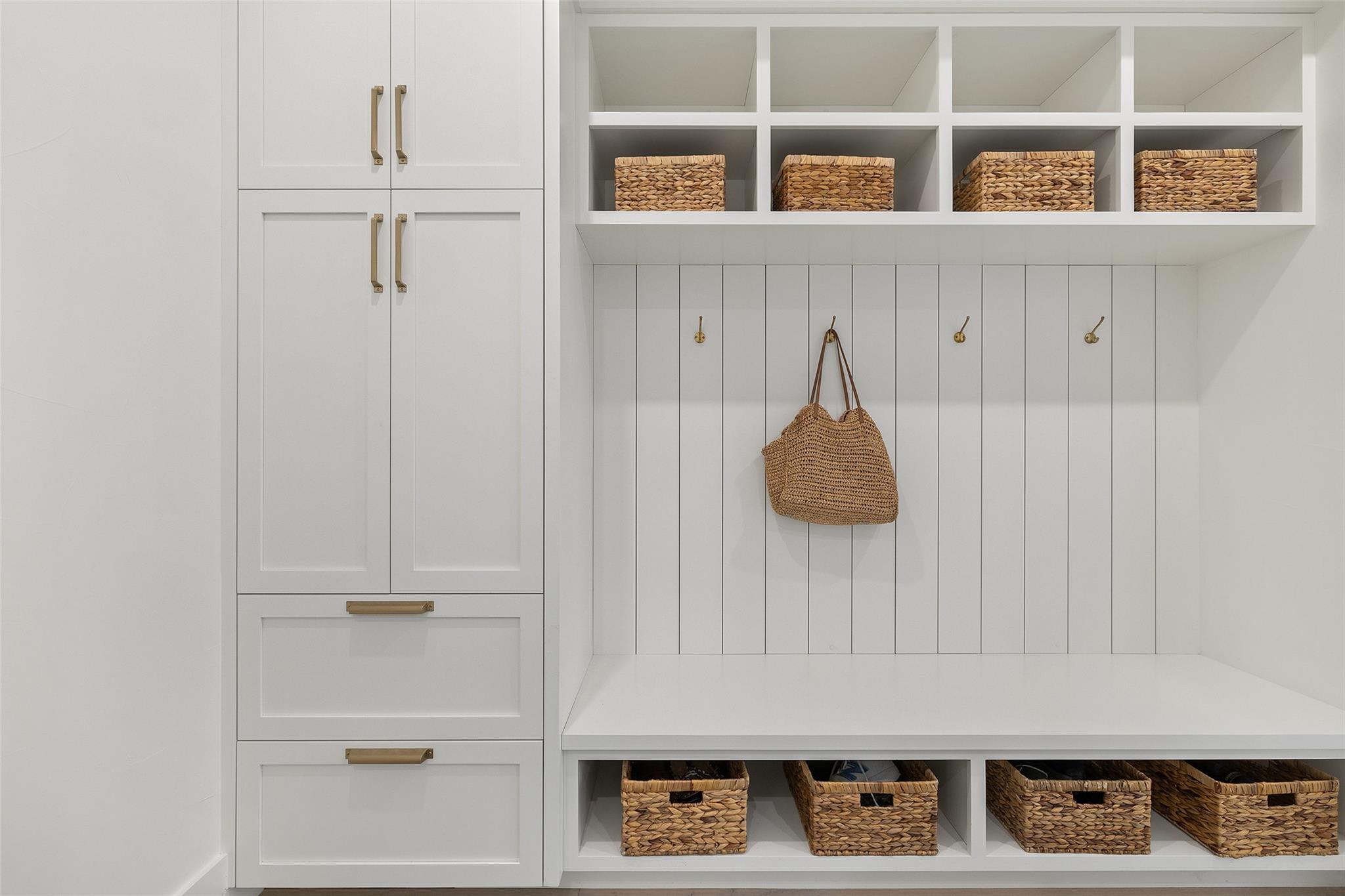 5805 Twin Peaks TRCE