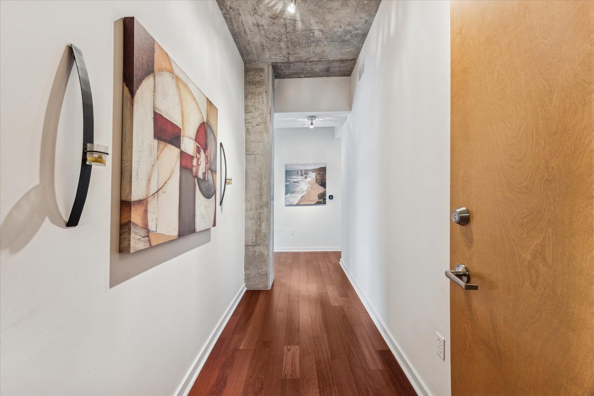 360 Nueces ST # 2802