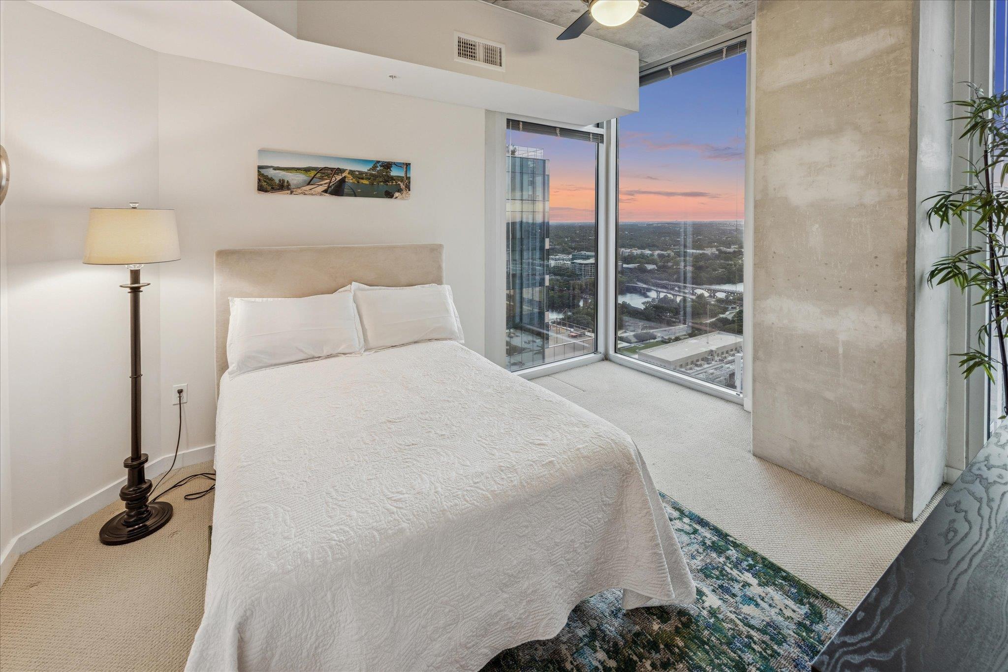 360 Nueces ST # 2802