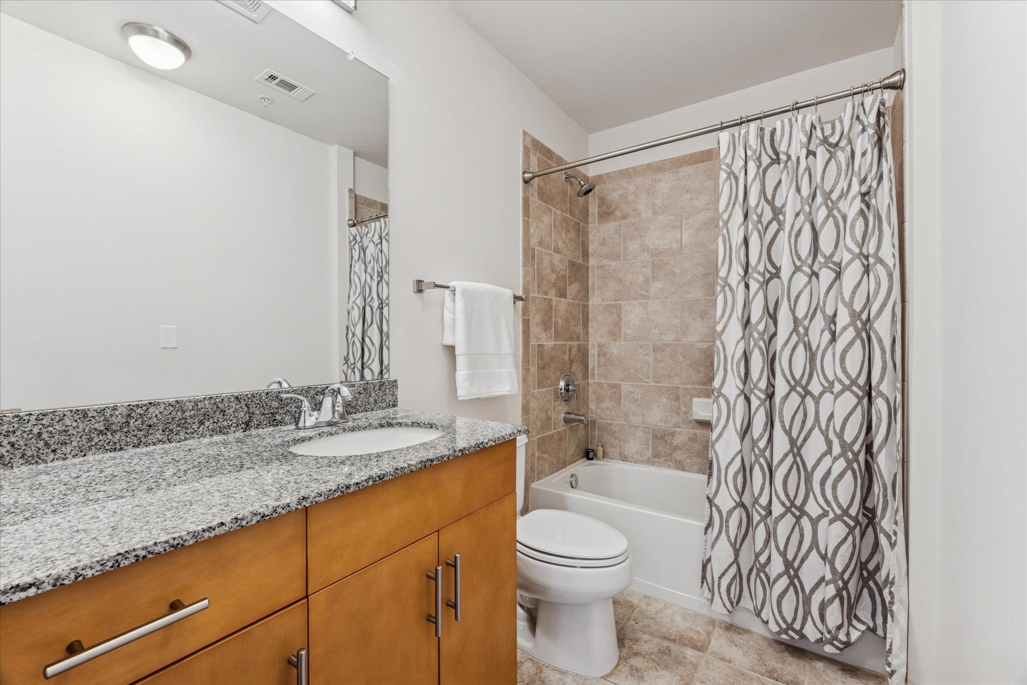 360 Nueces ST # 2802