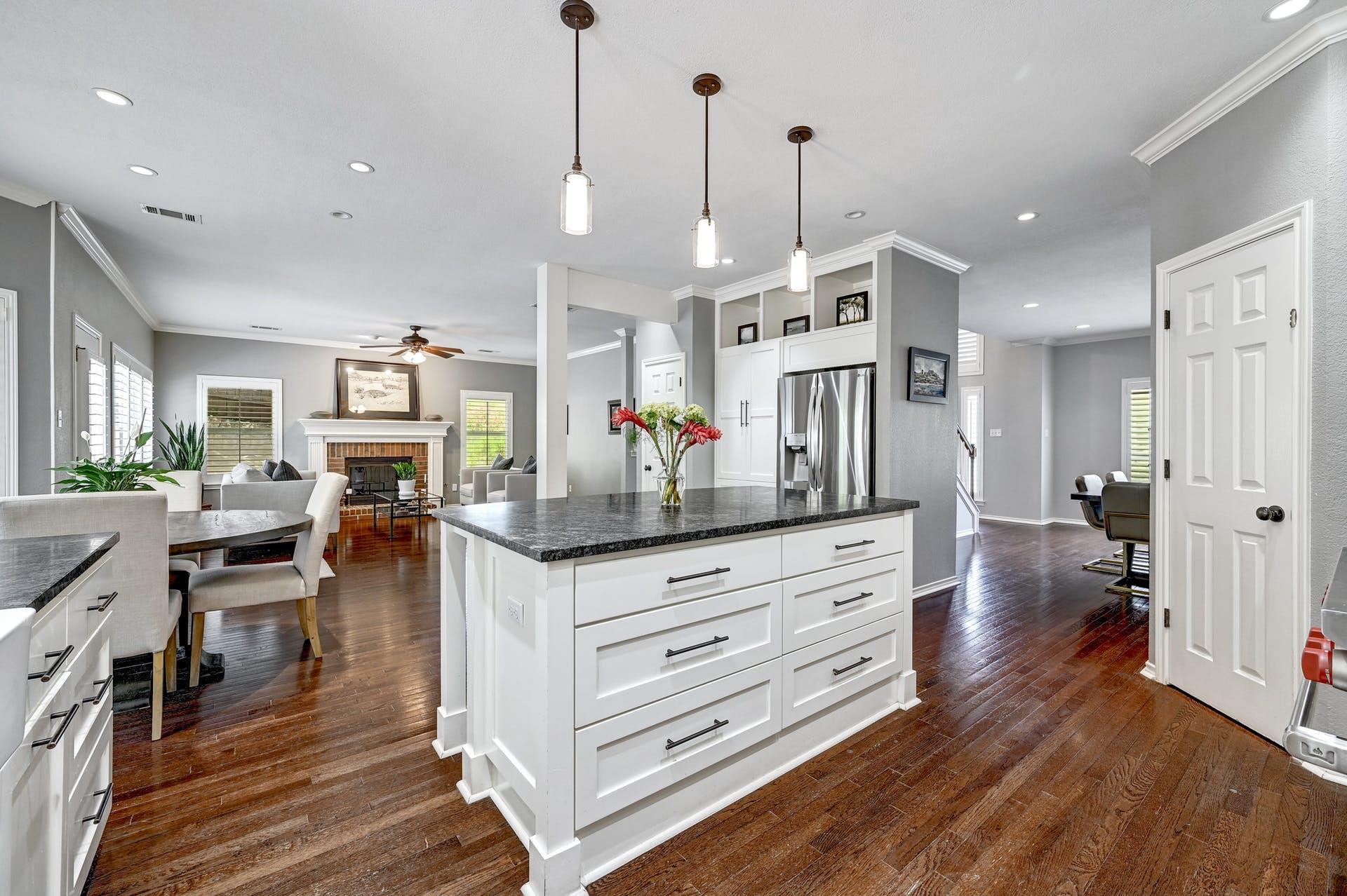 6304 Indian Canyon DR