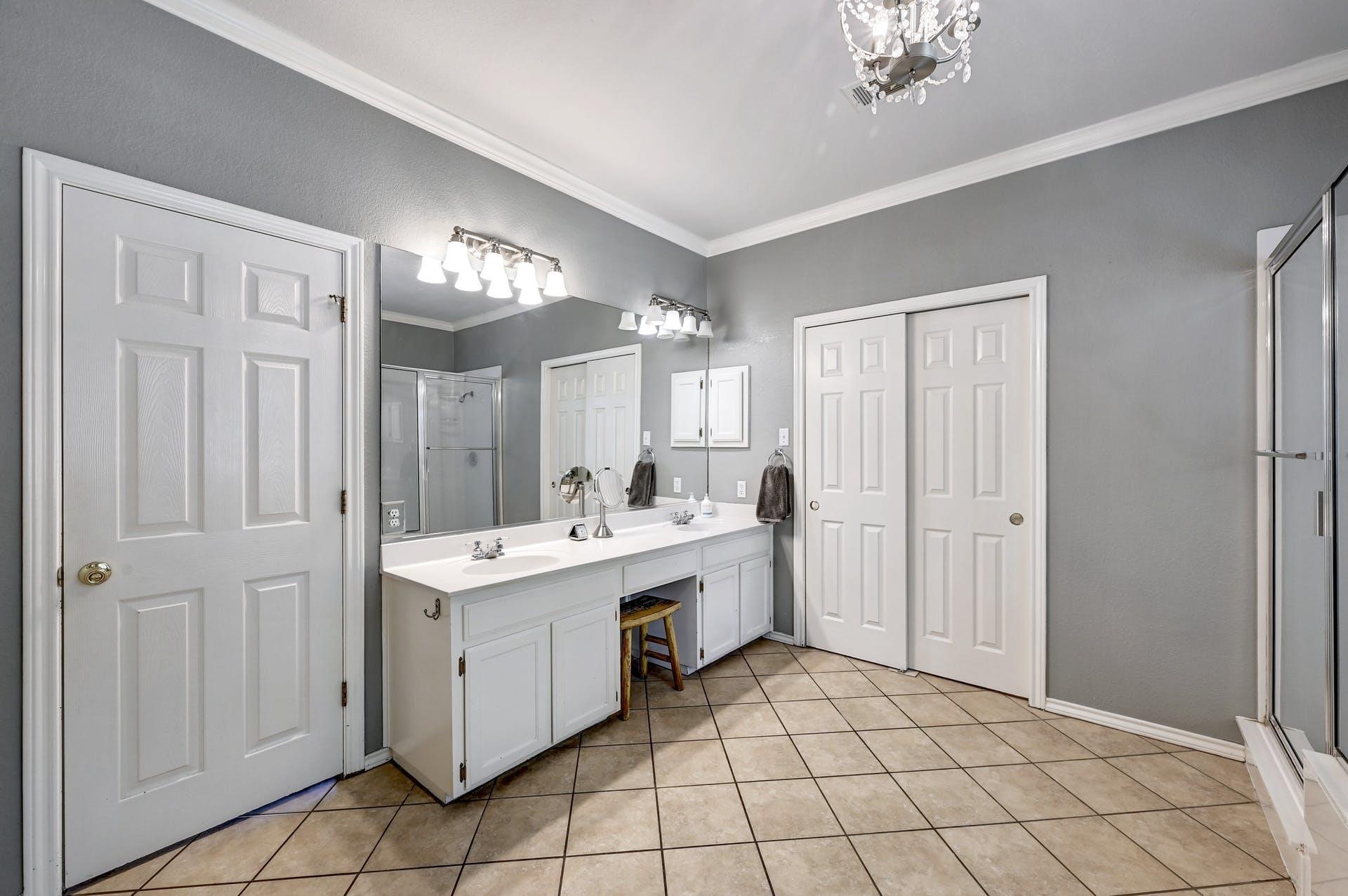 6304 Indian Canyon DR