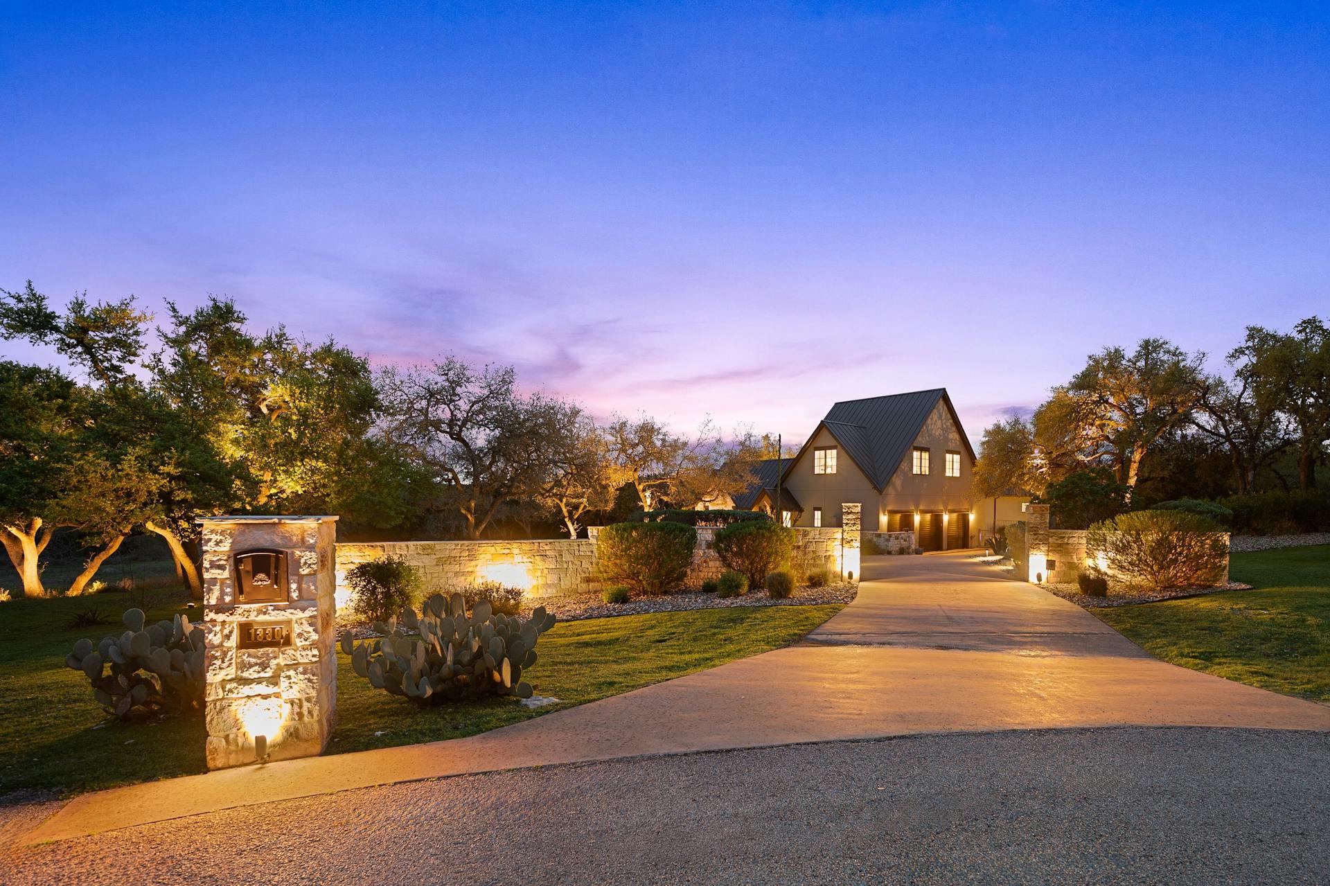 1330 Ranchers Club LN