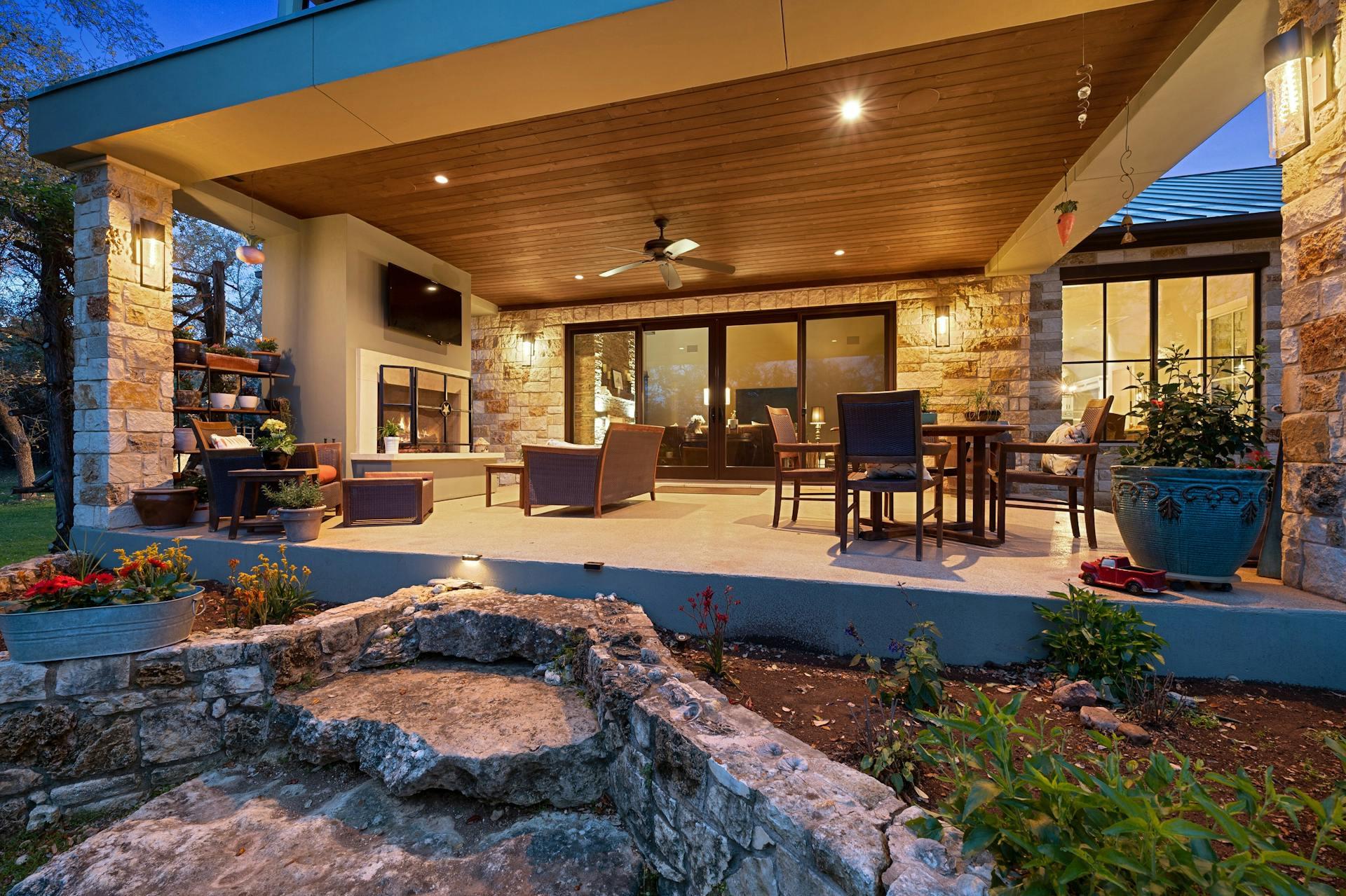 1330 Ranchers Club LN