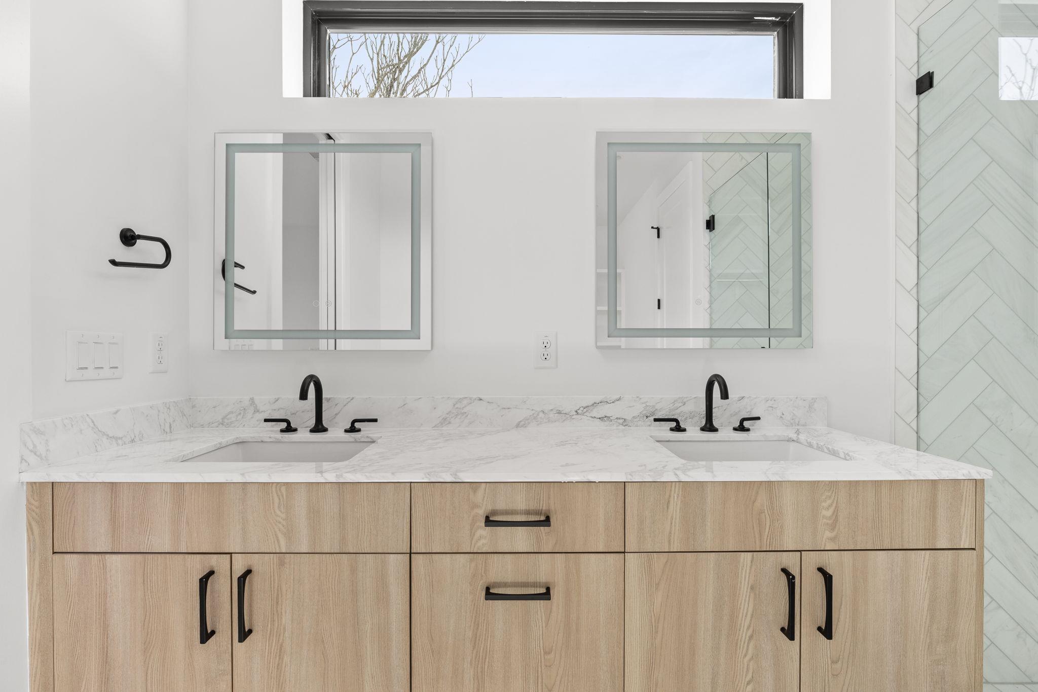 802 Philco DR # 1, Austin Unit: 1