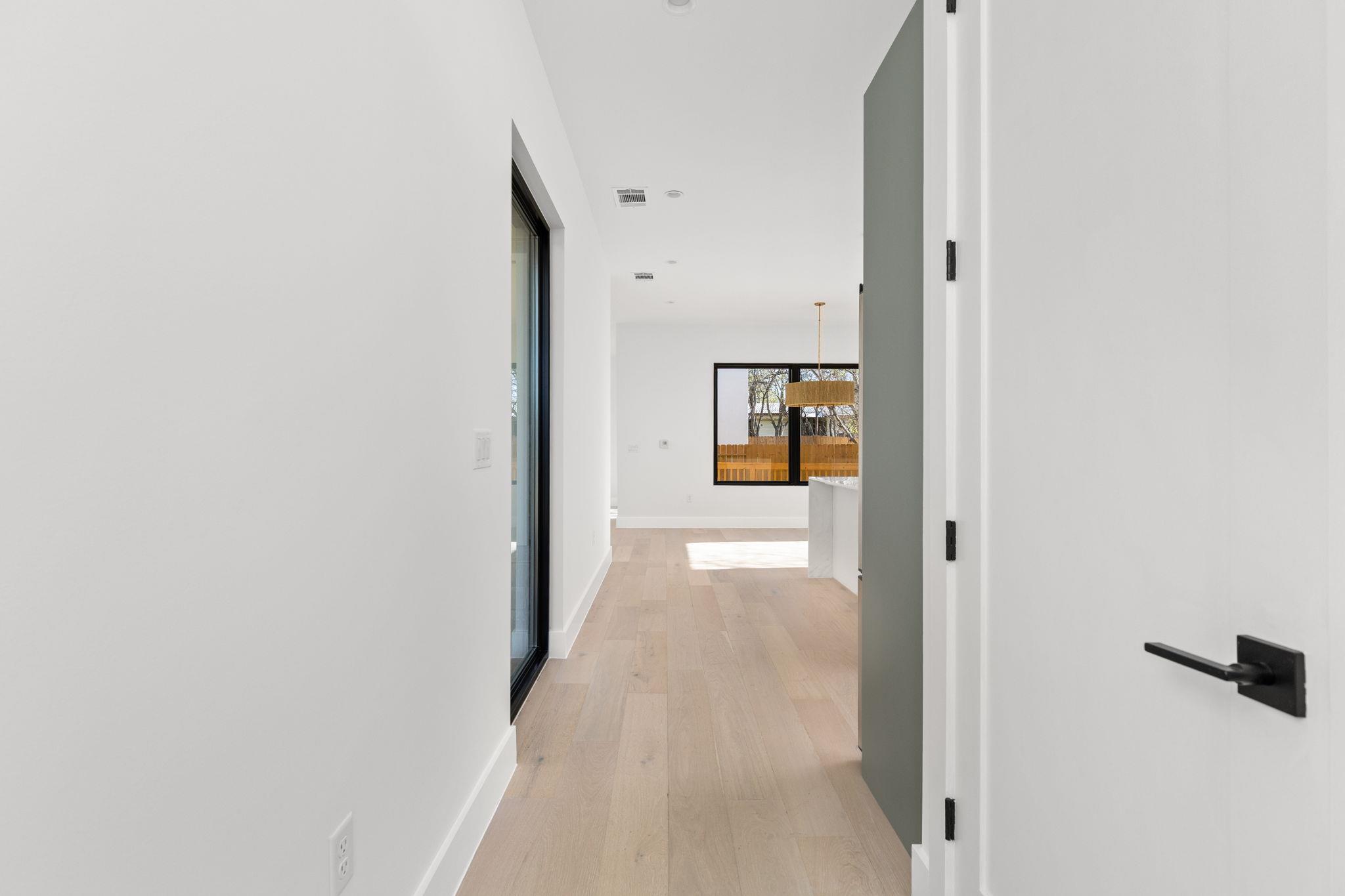 802 Philco DR # 1, Austin Unit: 1