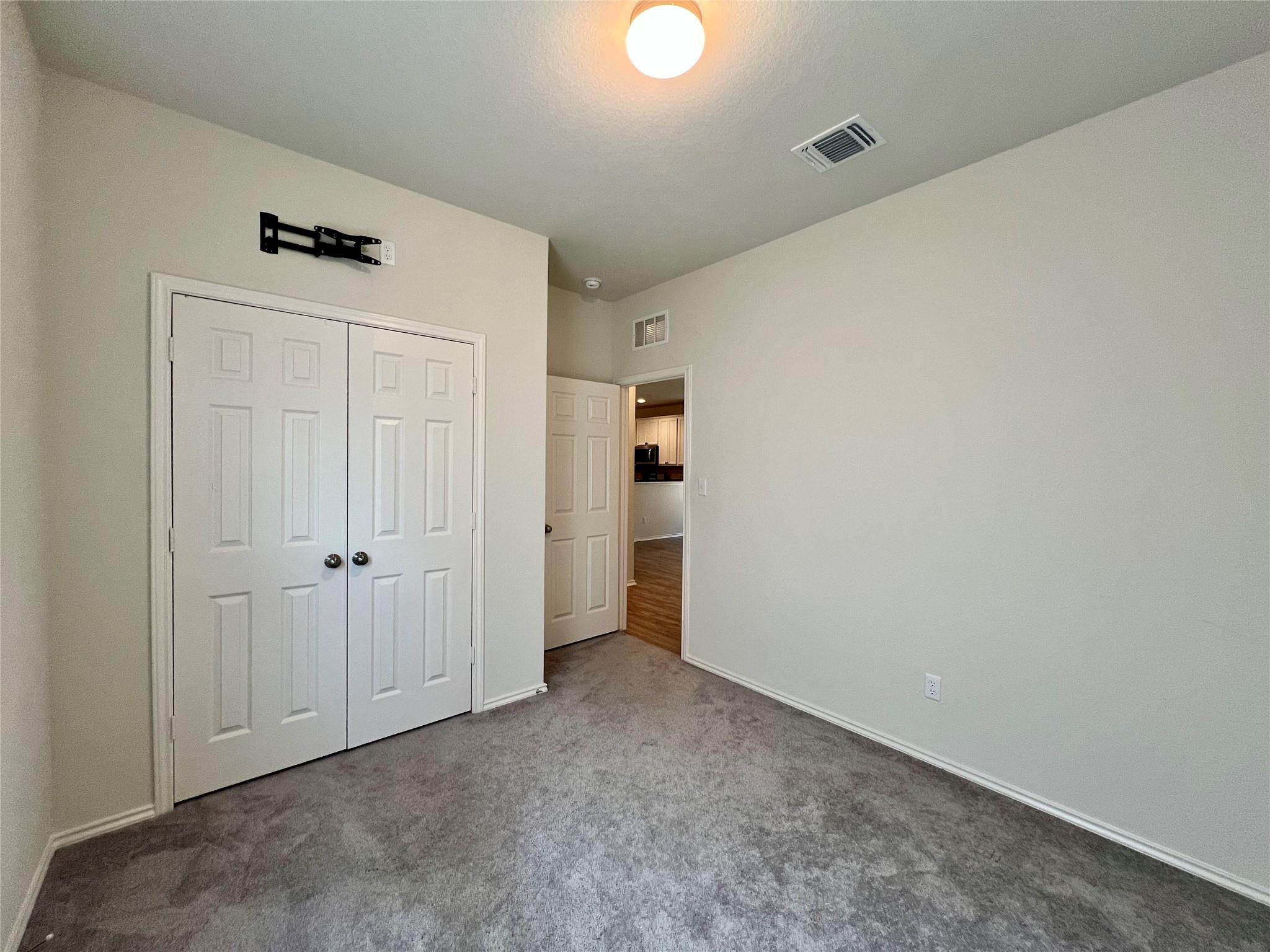 220 Pepperbark LOOP