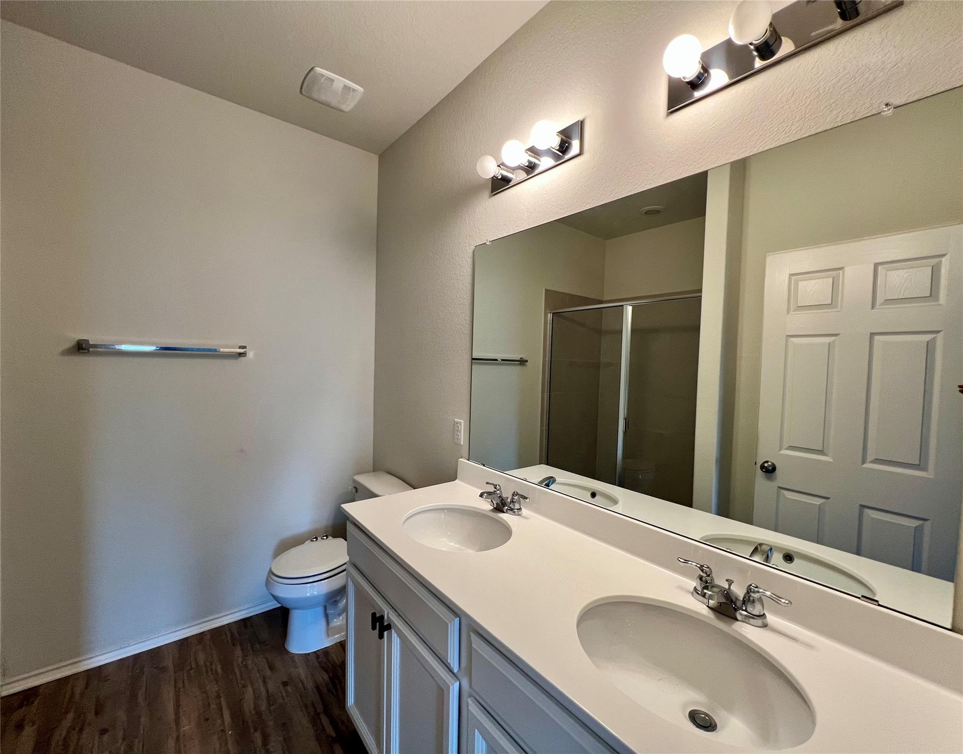 220 Pepperbark LOOP
