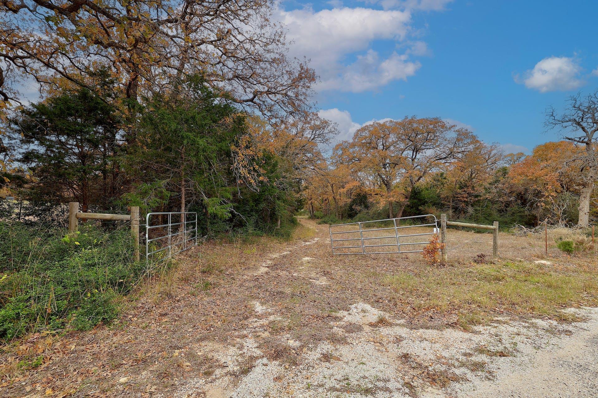 1563 County Road 312 RD