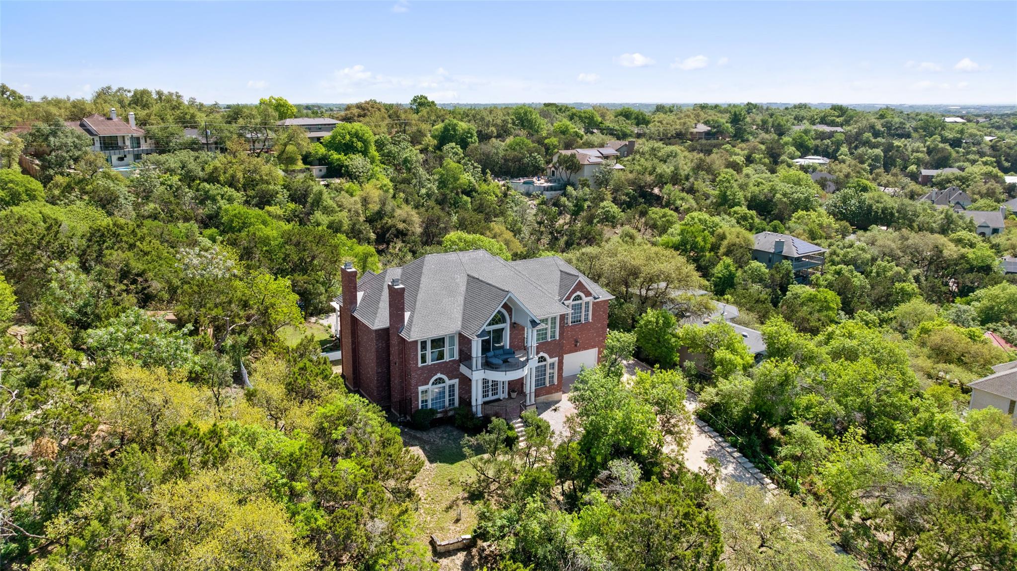 4014 Walnut Clay DR