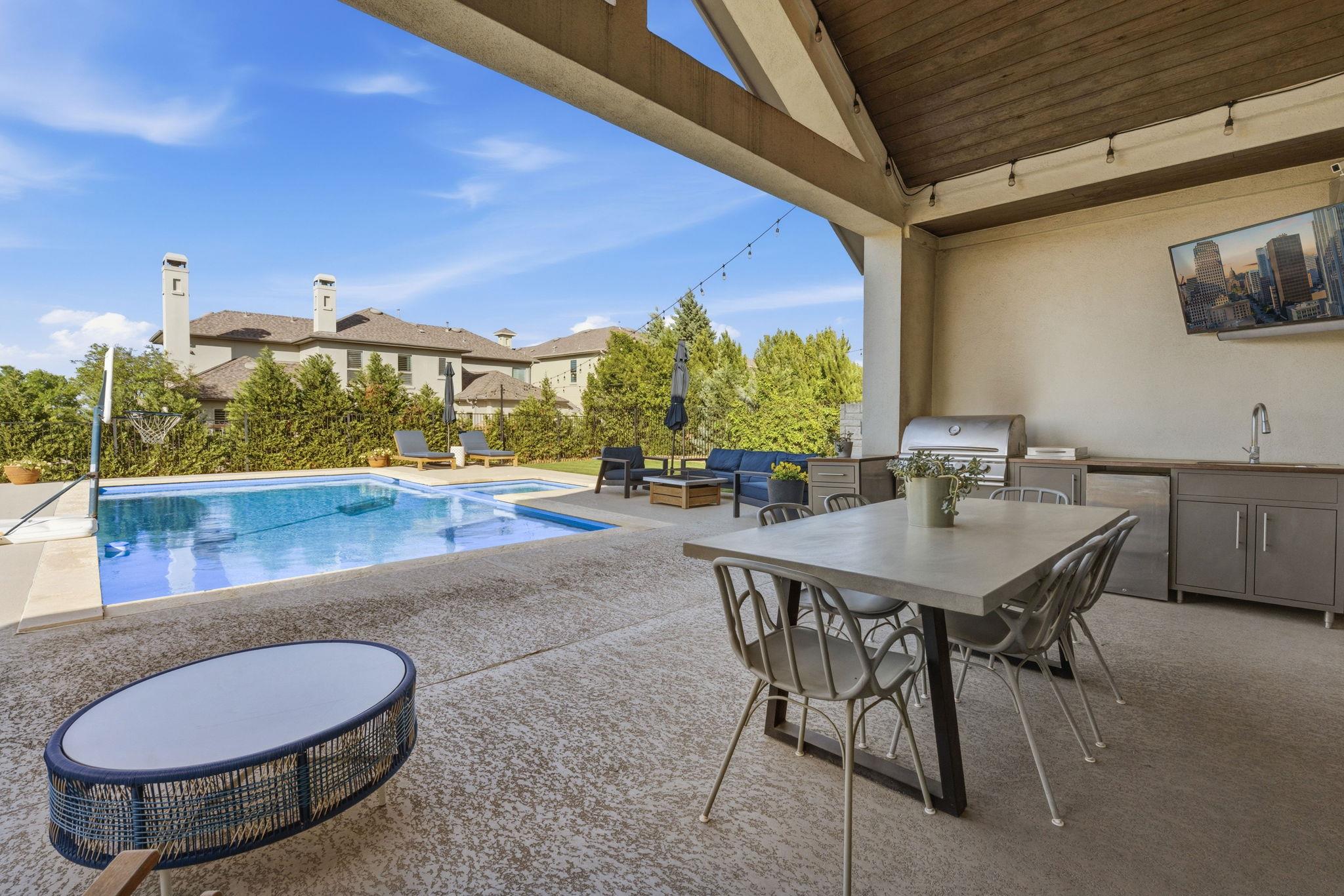 801 Serene Estates DR