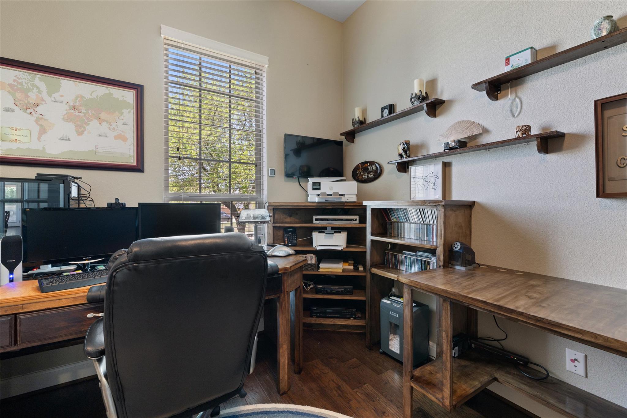 5217 Cedro Elm DR