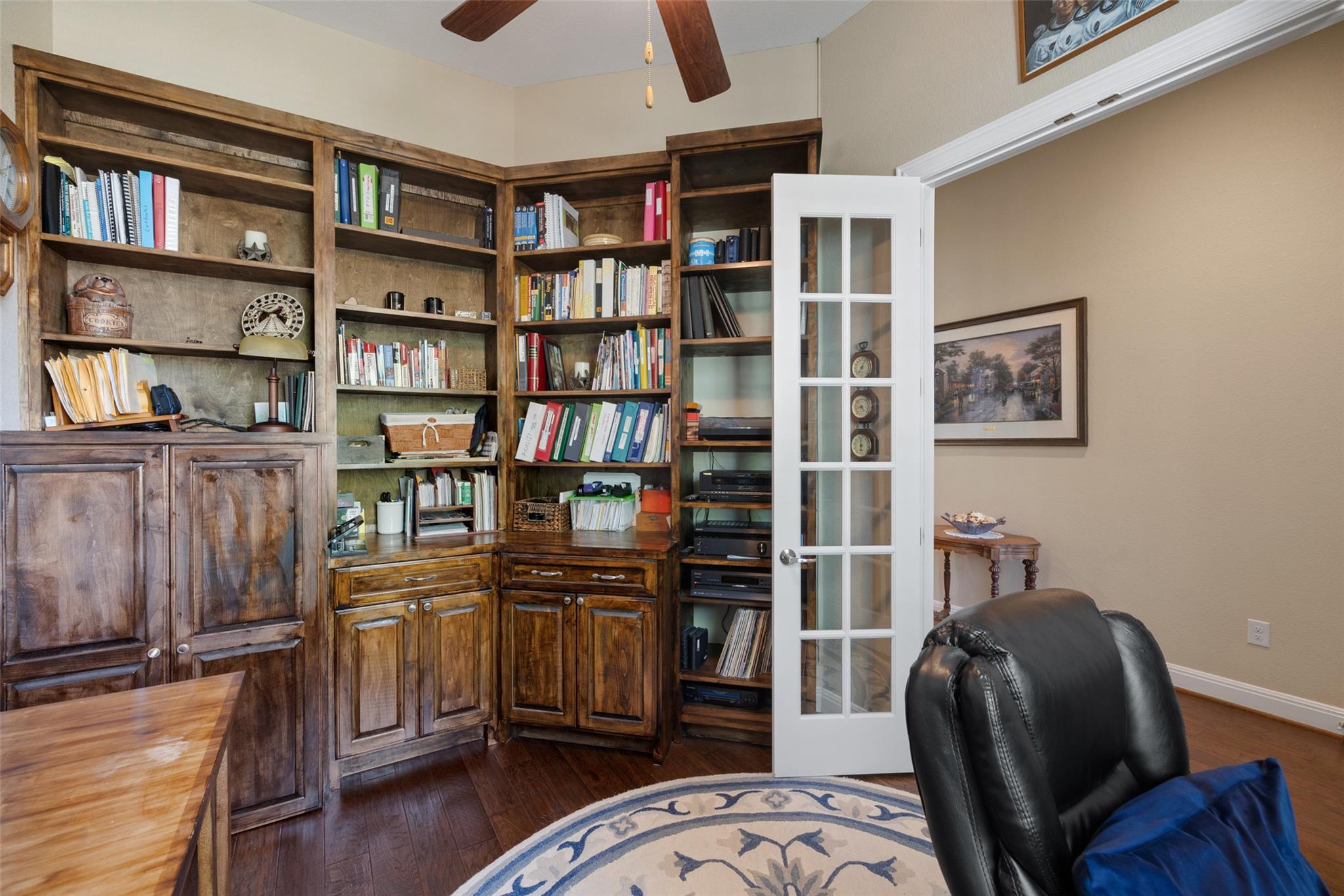 5217 Cedro Elm DR