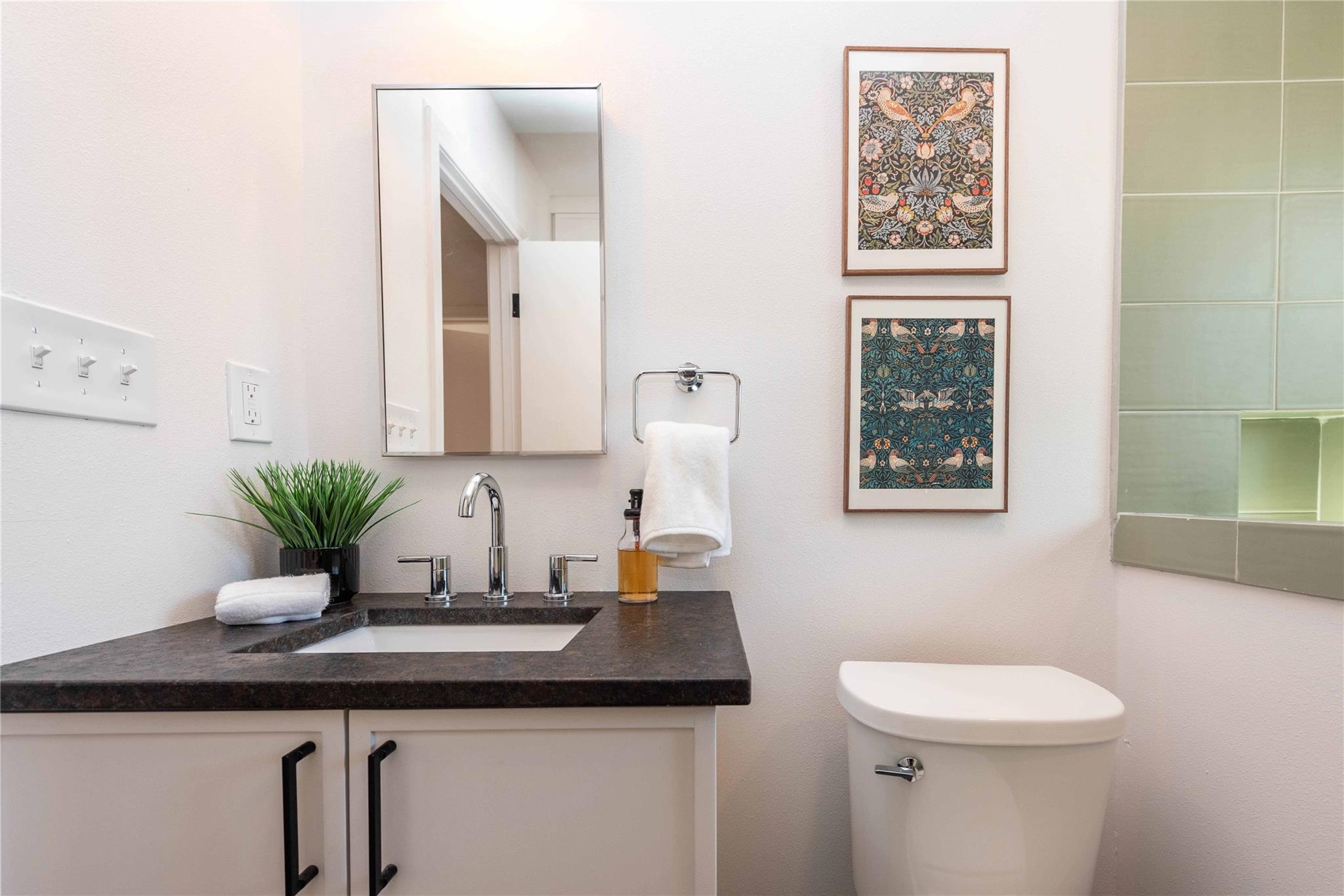 4717 Avenue H Ave # 1