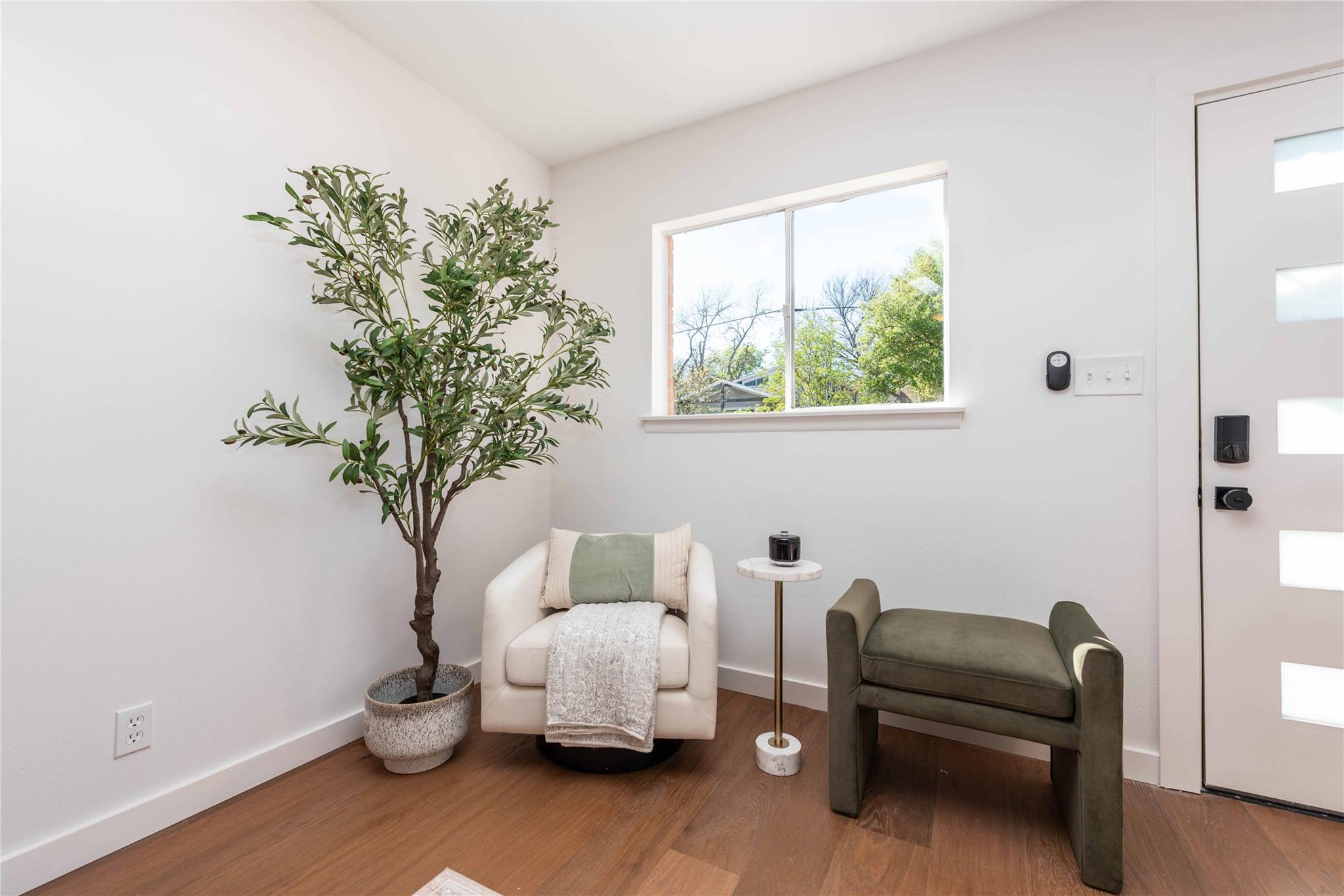 4717 Avenue H Ave # 1