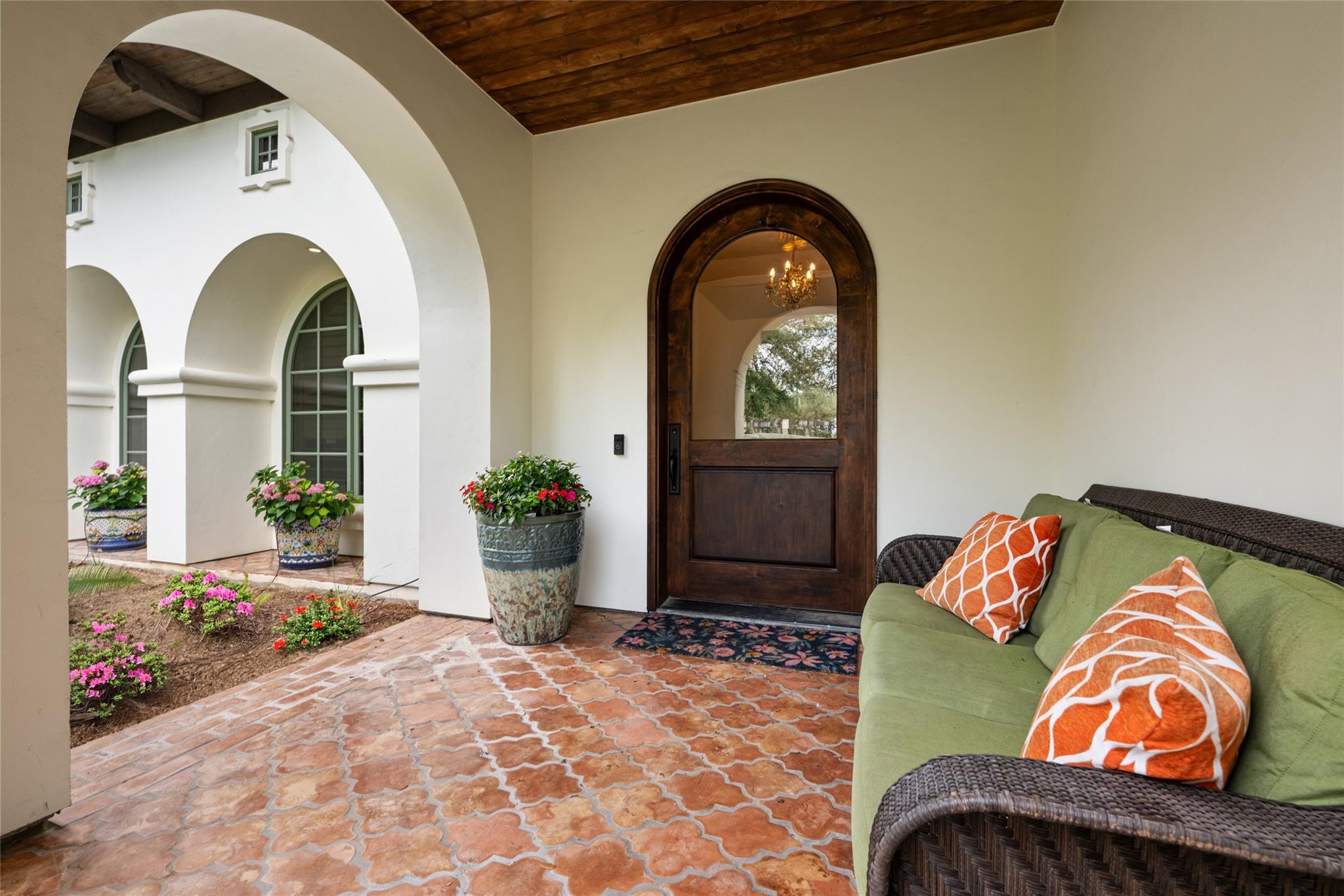 18033 Glenville CV