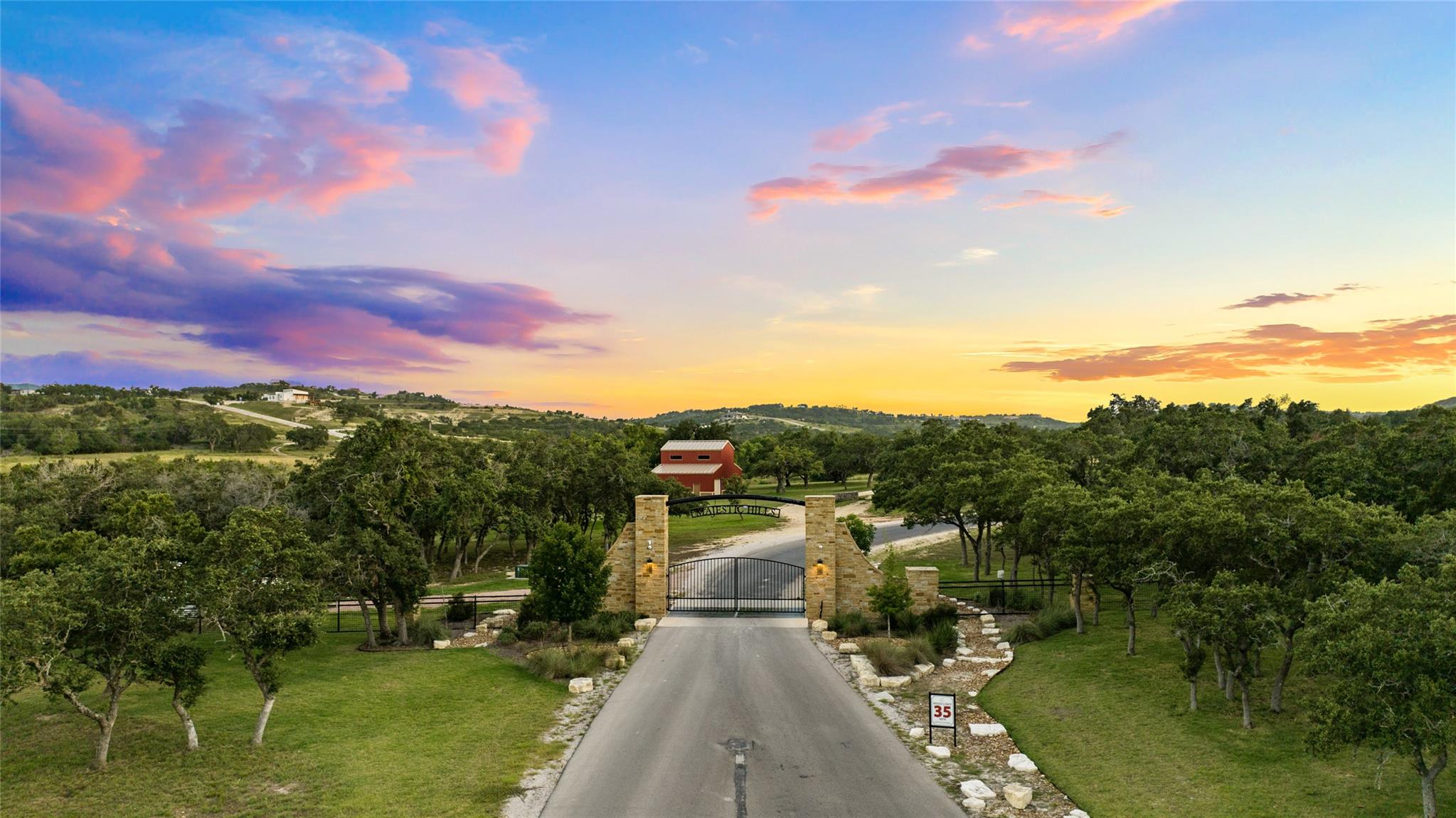 105 Majestic Hills DR